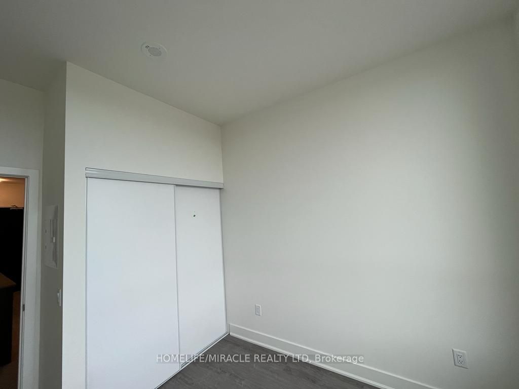 185 Deerfield Road #114