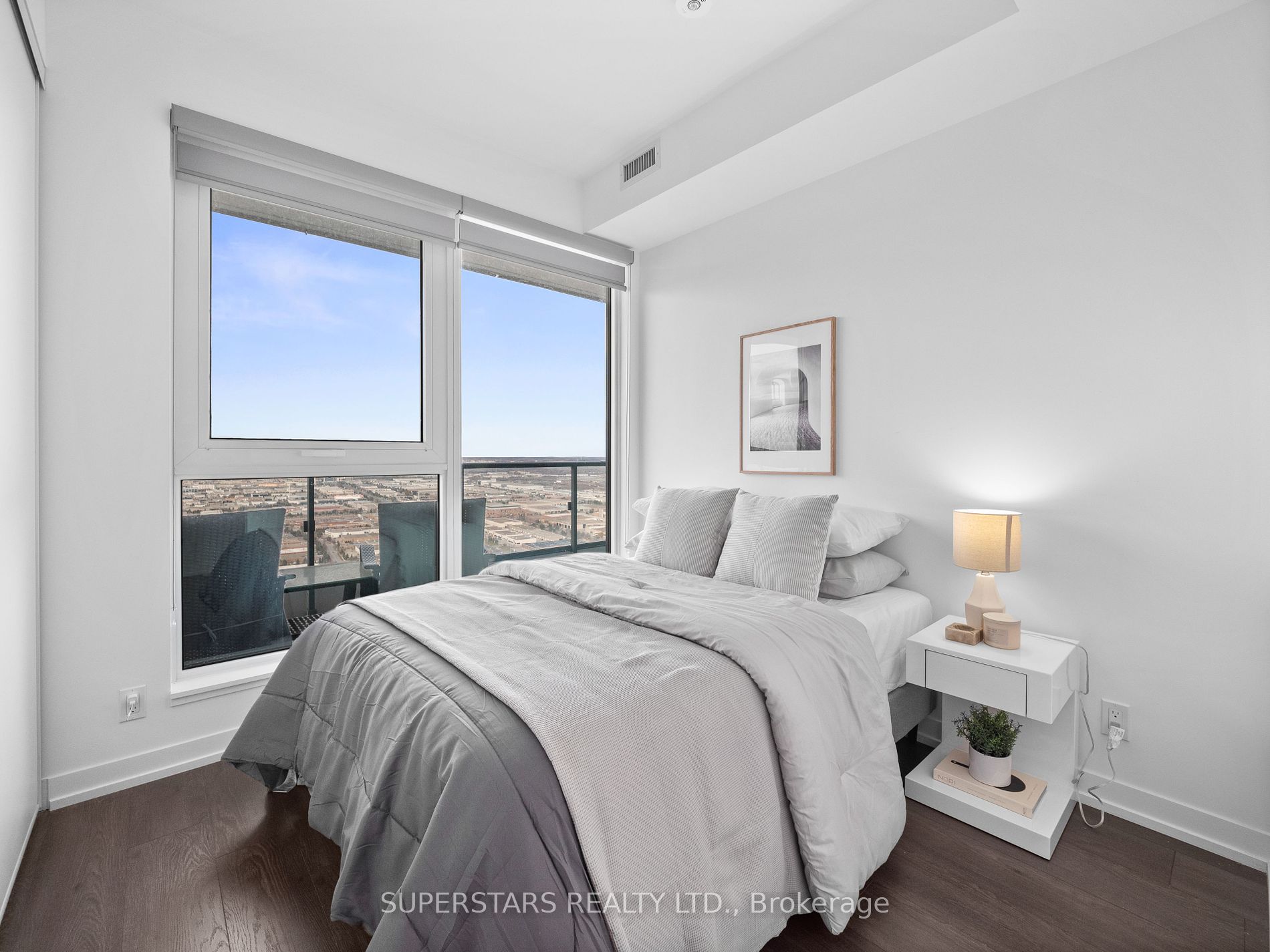 898 Portage Parkway, #6101