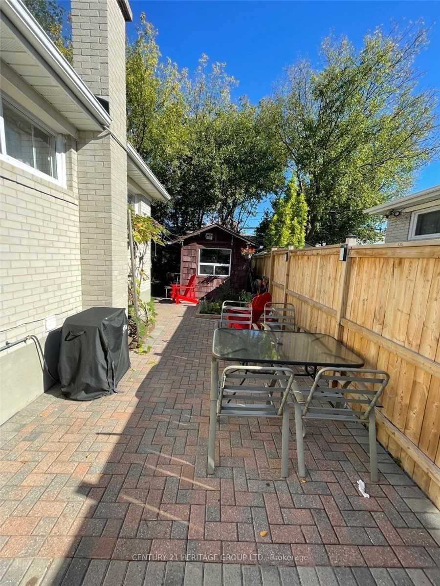 231 Blue Grass Boulevard