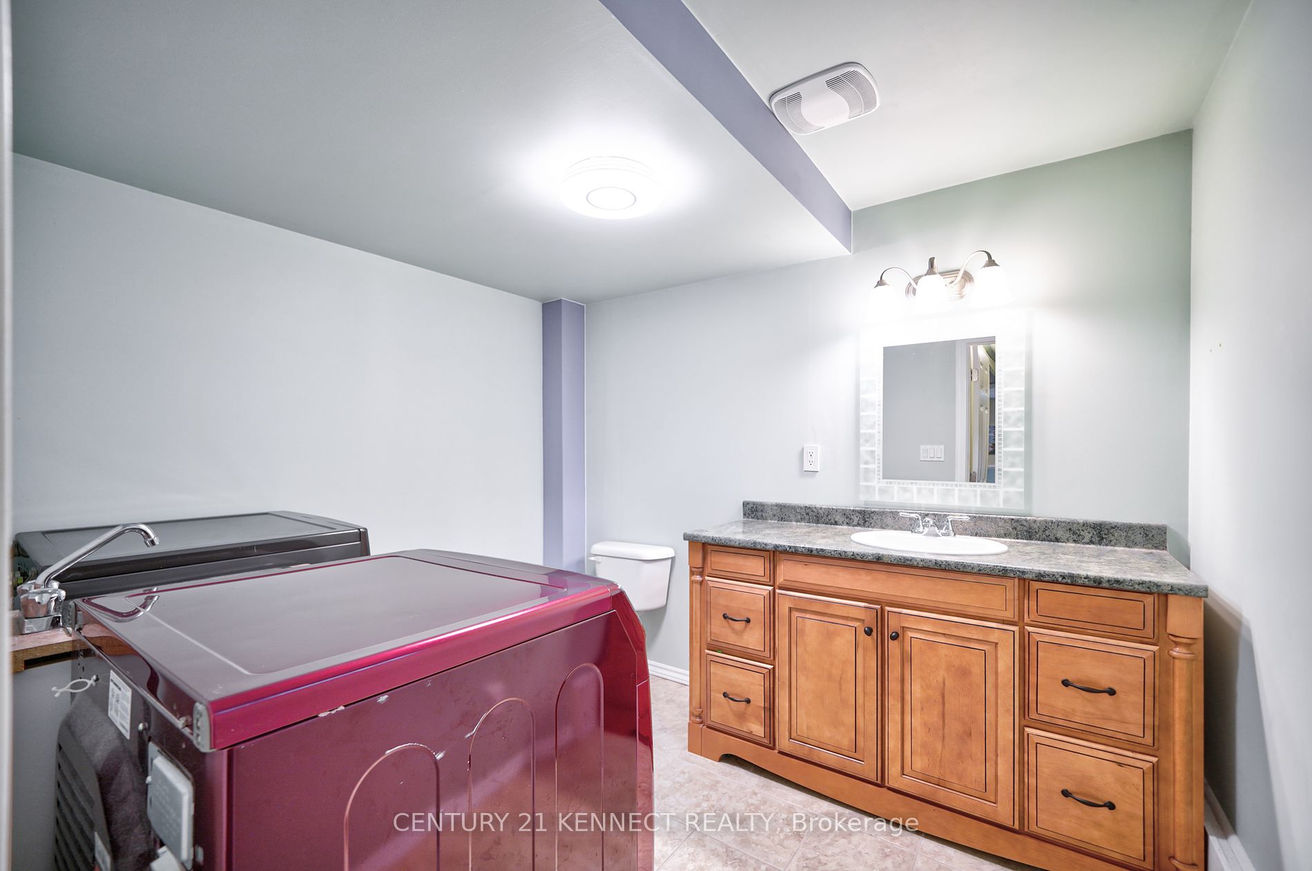 405 Dowson Loop