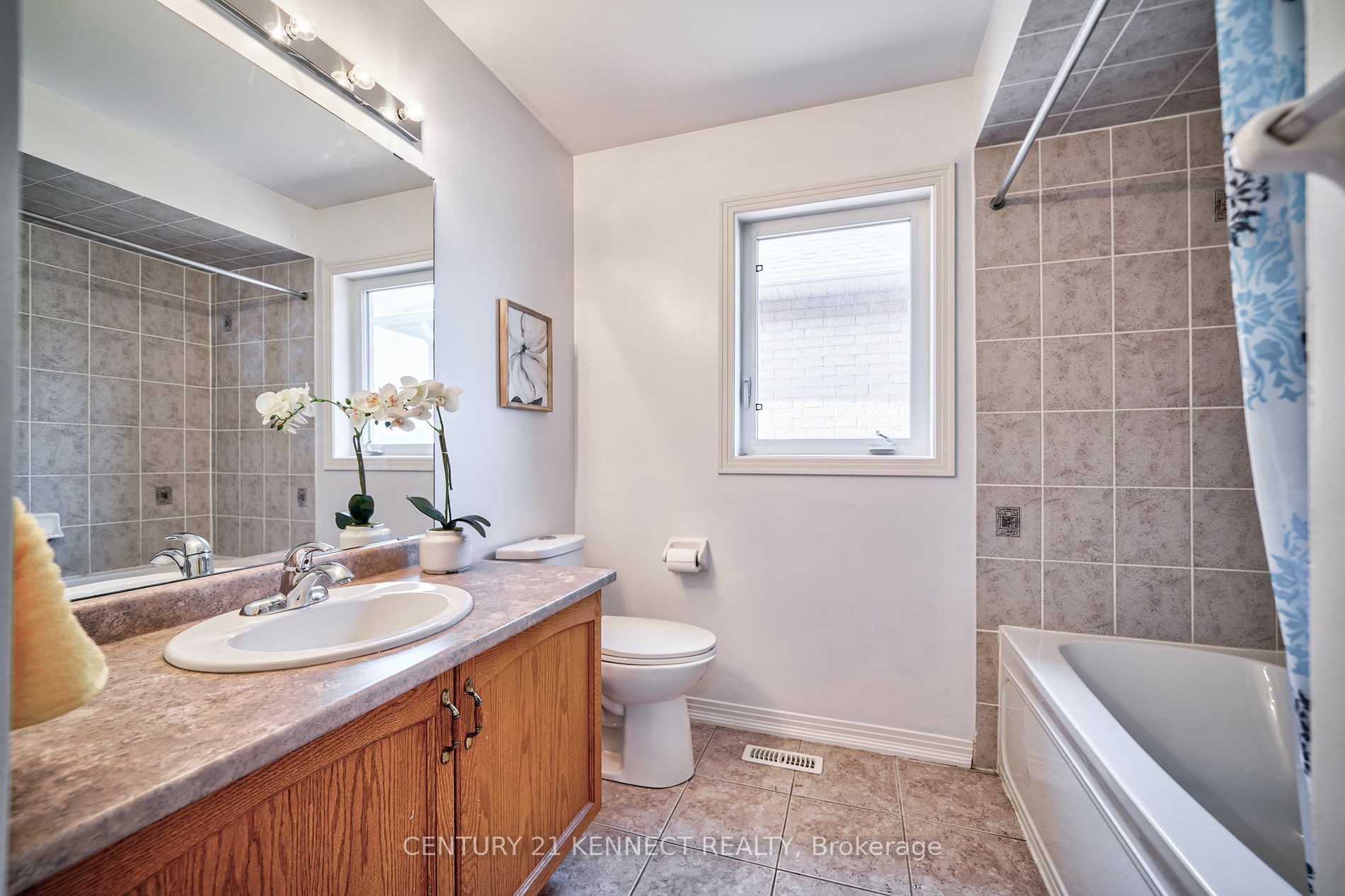 405 Dowson Loop