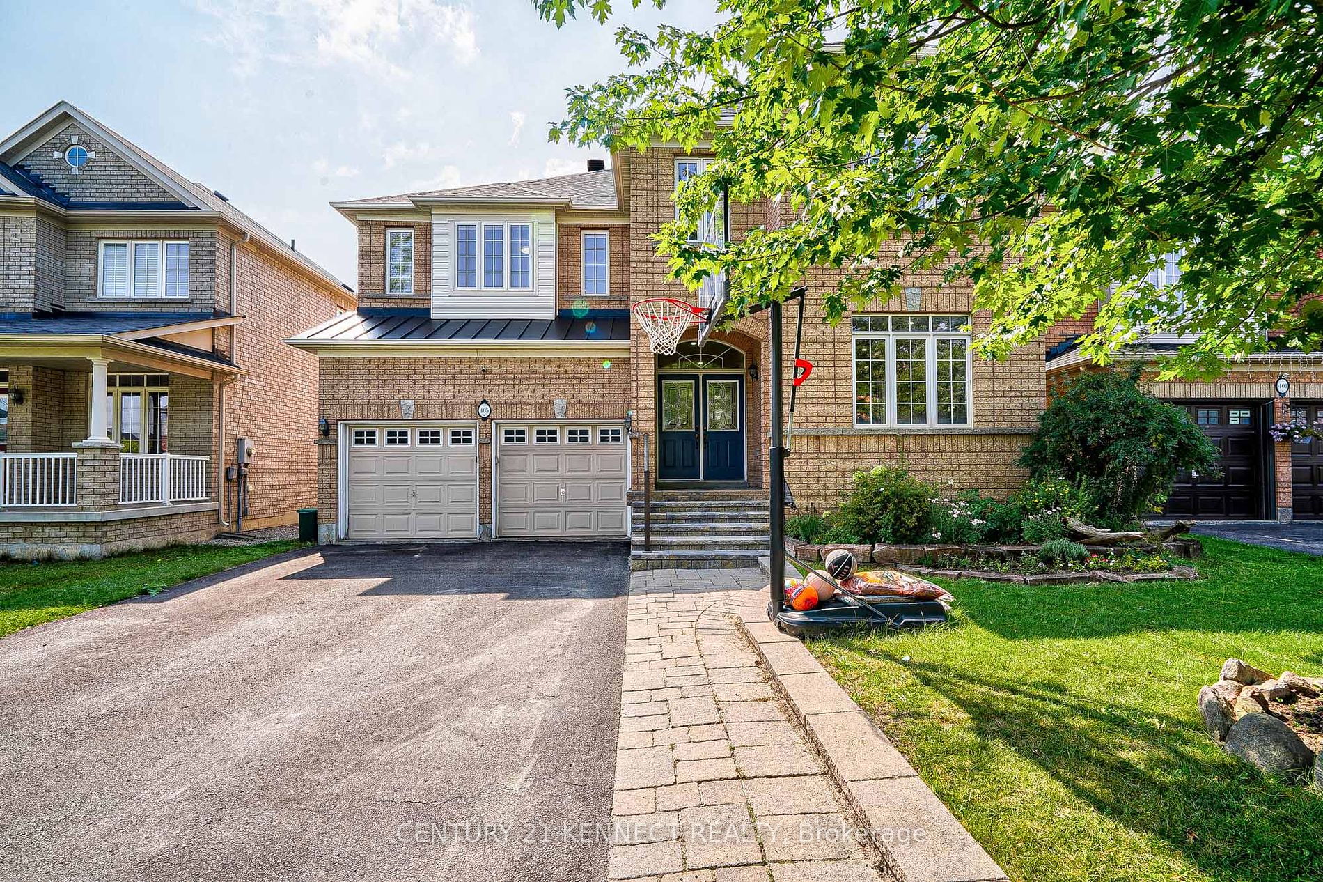 405 Dowson Loop