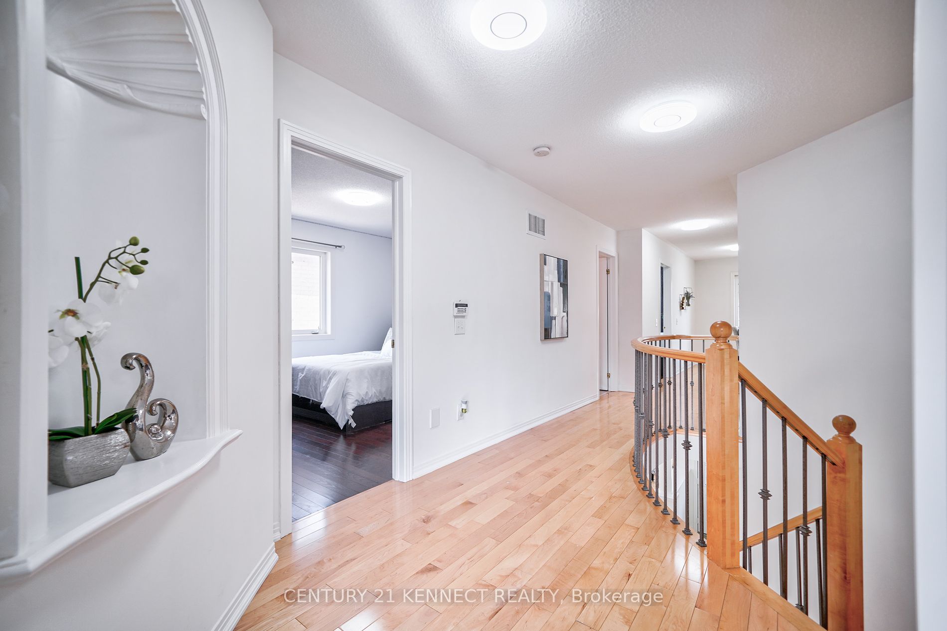 405 Dowson Loop