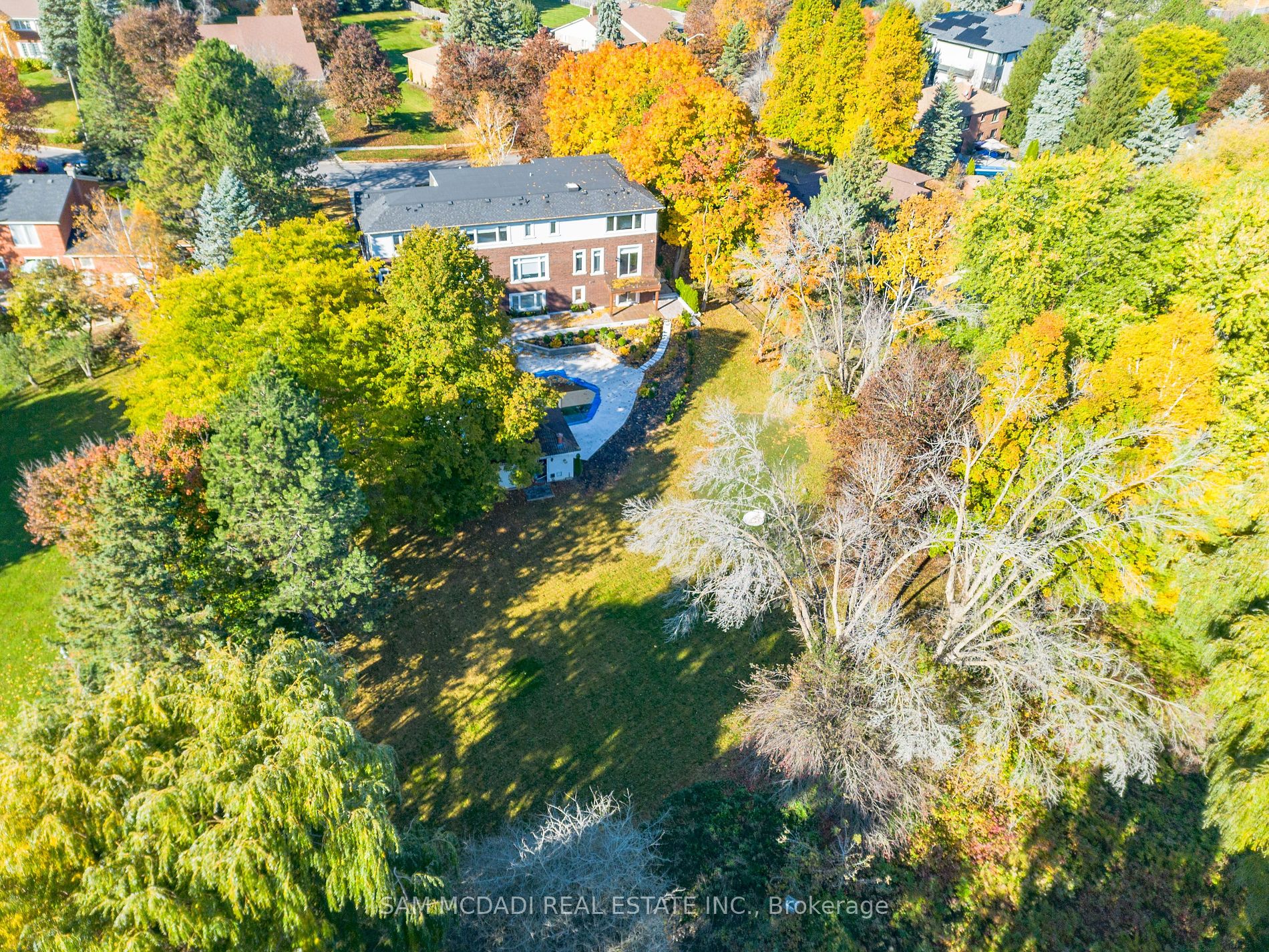 470 Warren Rd