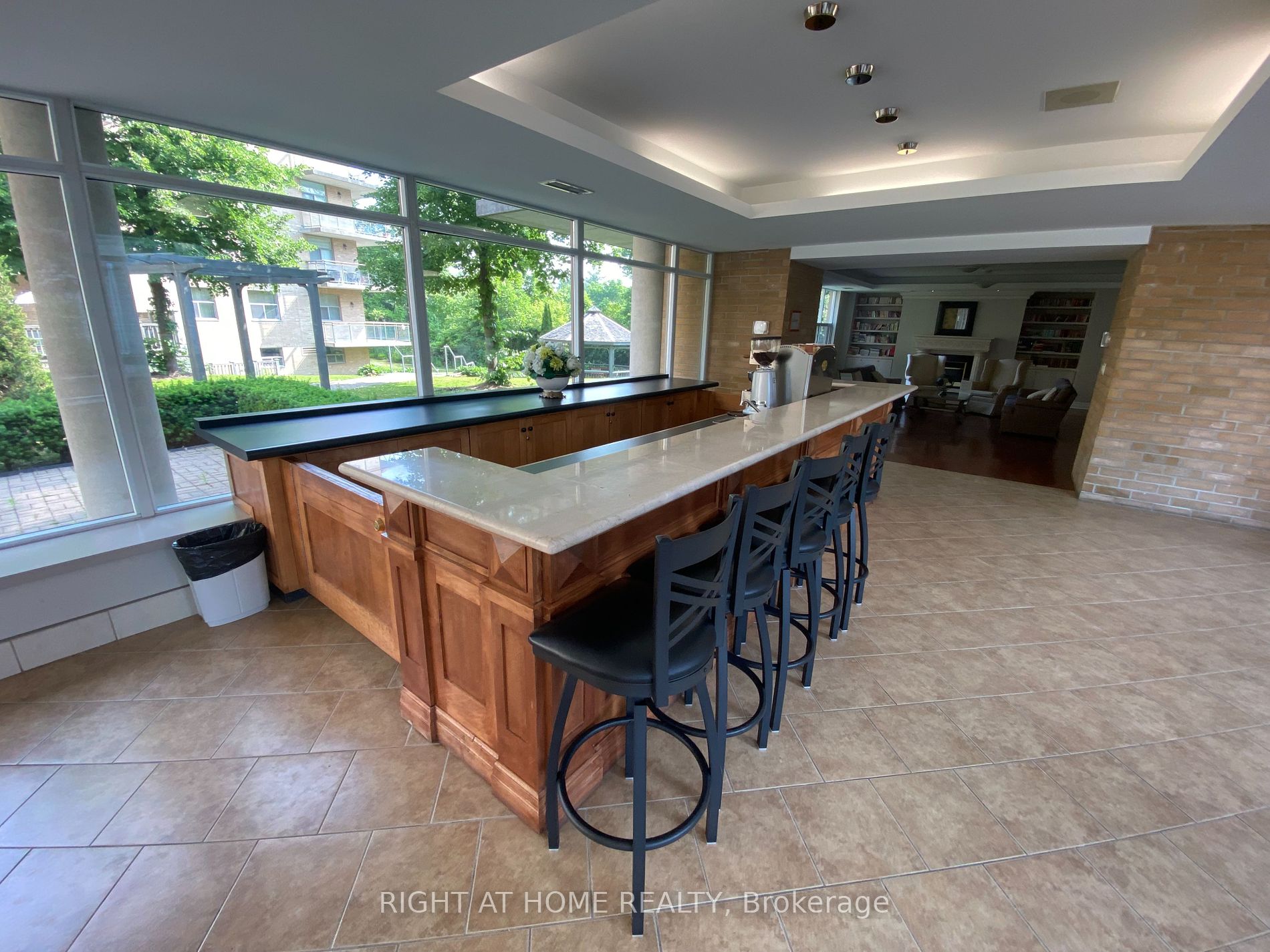 2506 Rutherford Rd, #216