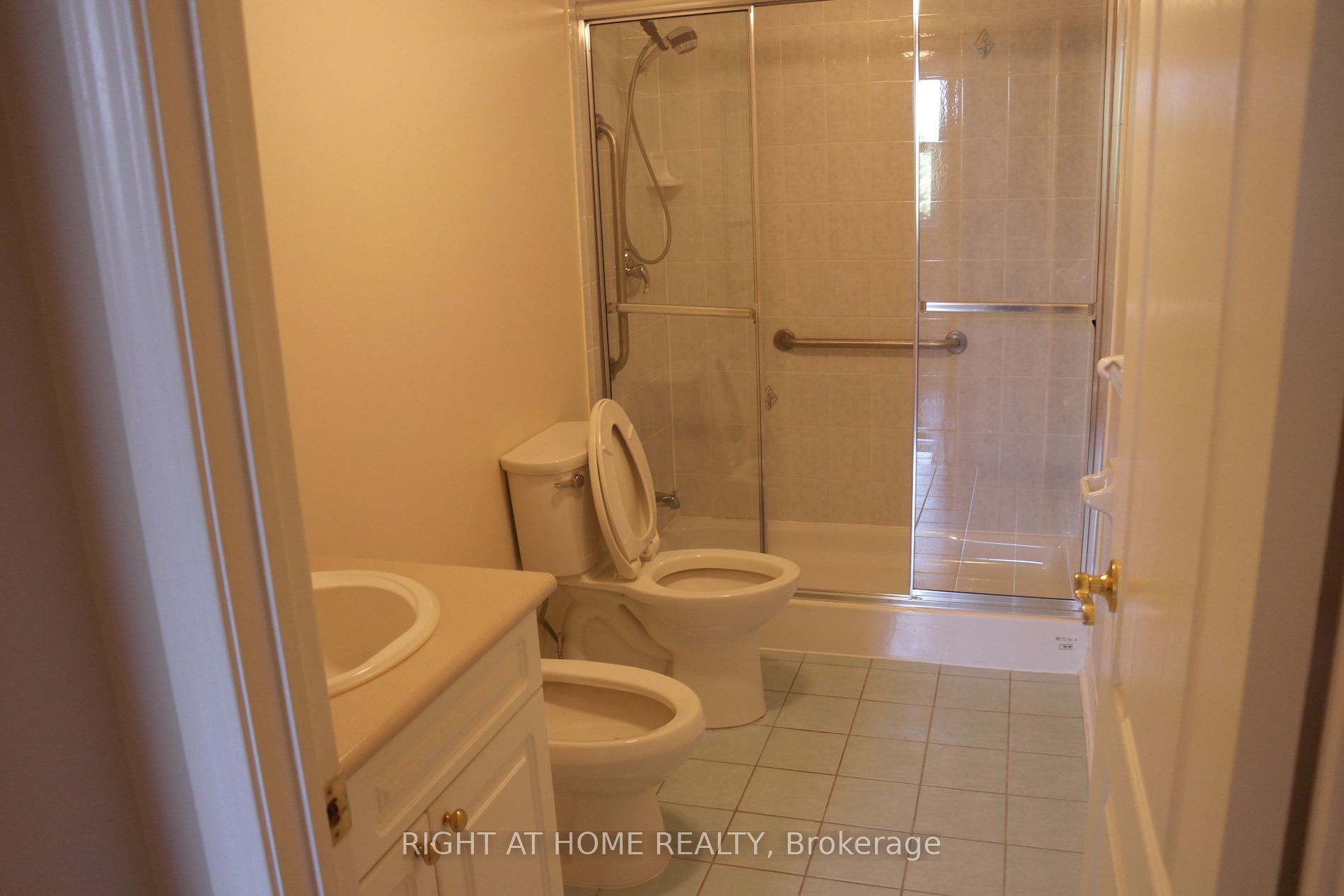 2506 Rutherford Rd, #216