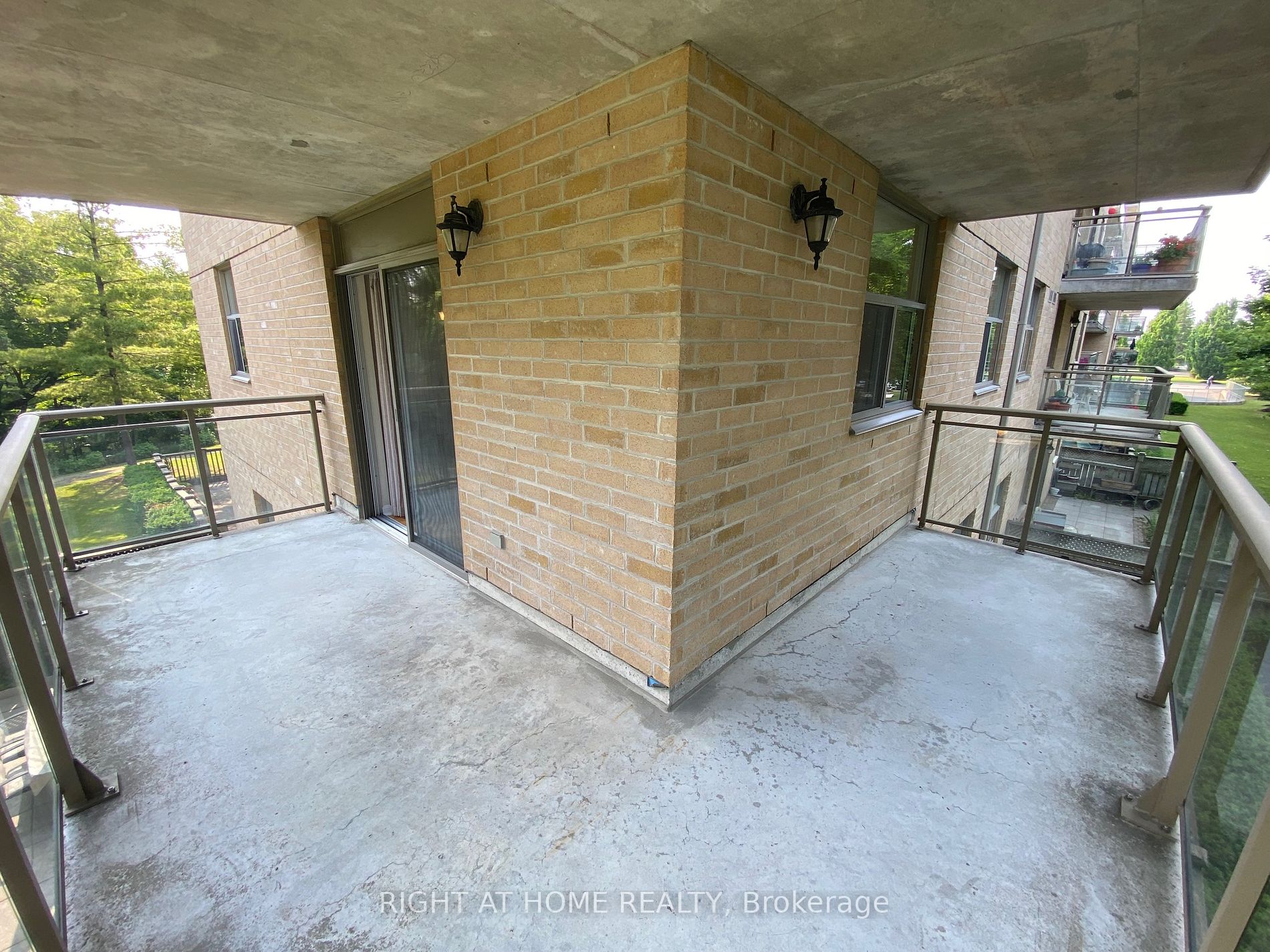 2506 Rutherford Rd, #216