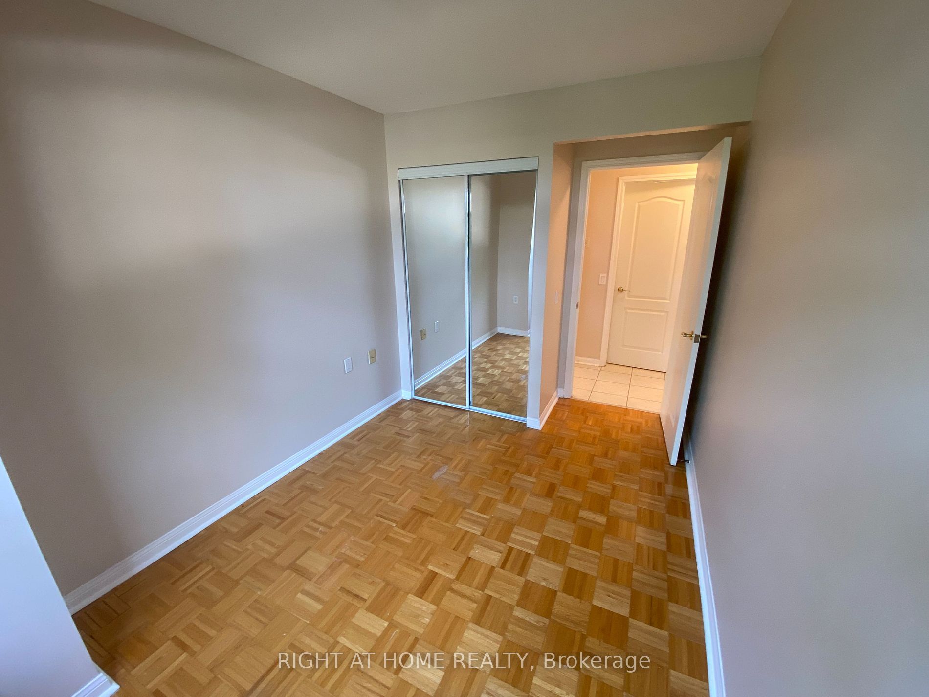 2506 Rutherford Rd, #216