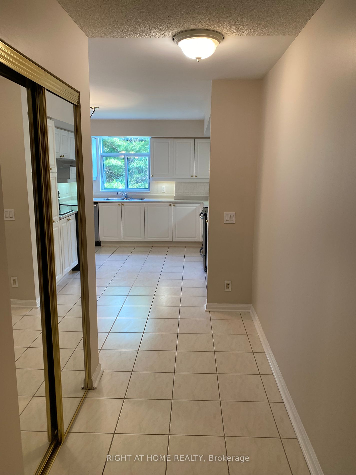 2506 Rutherford Rd, #216