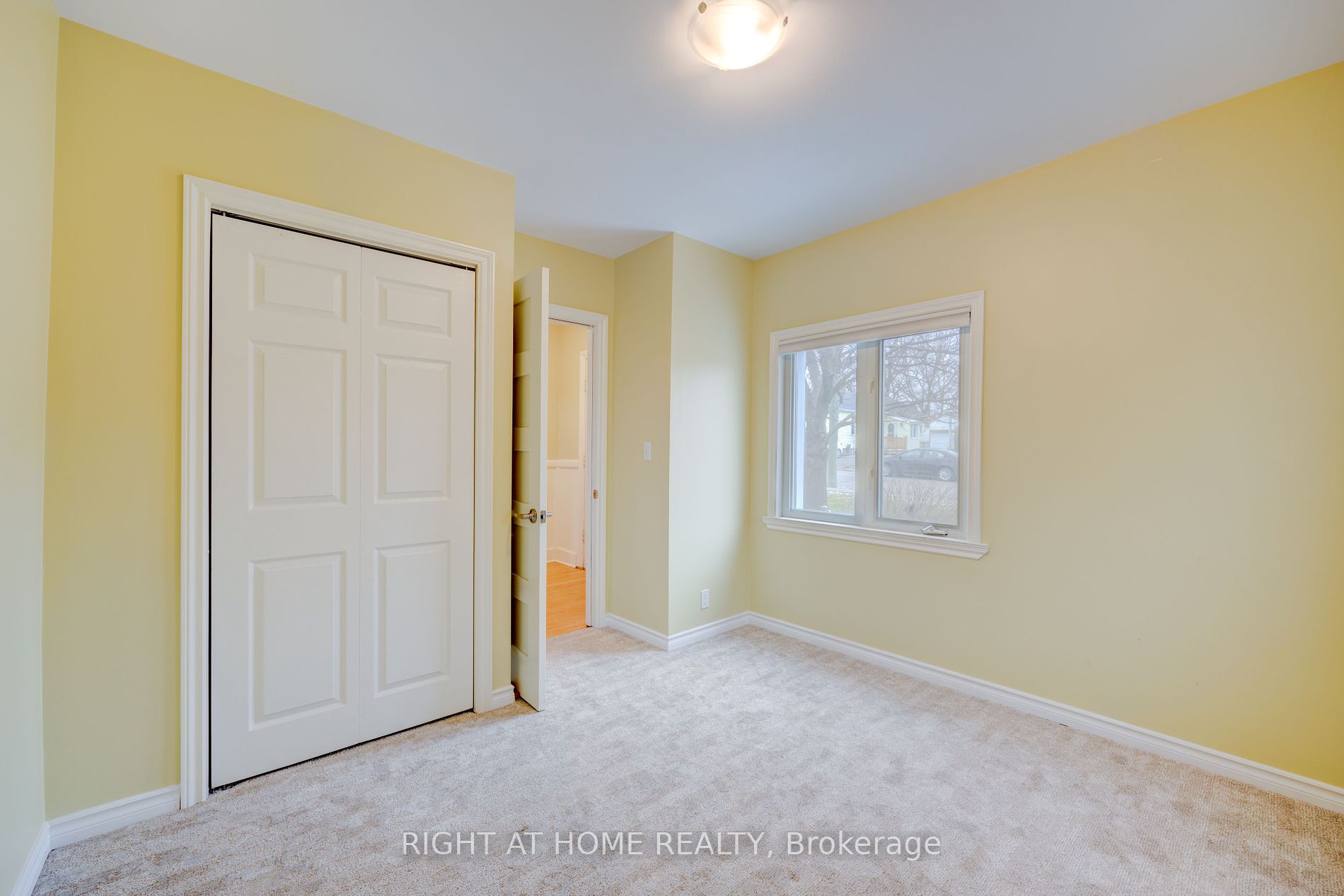 312 Andrew St