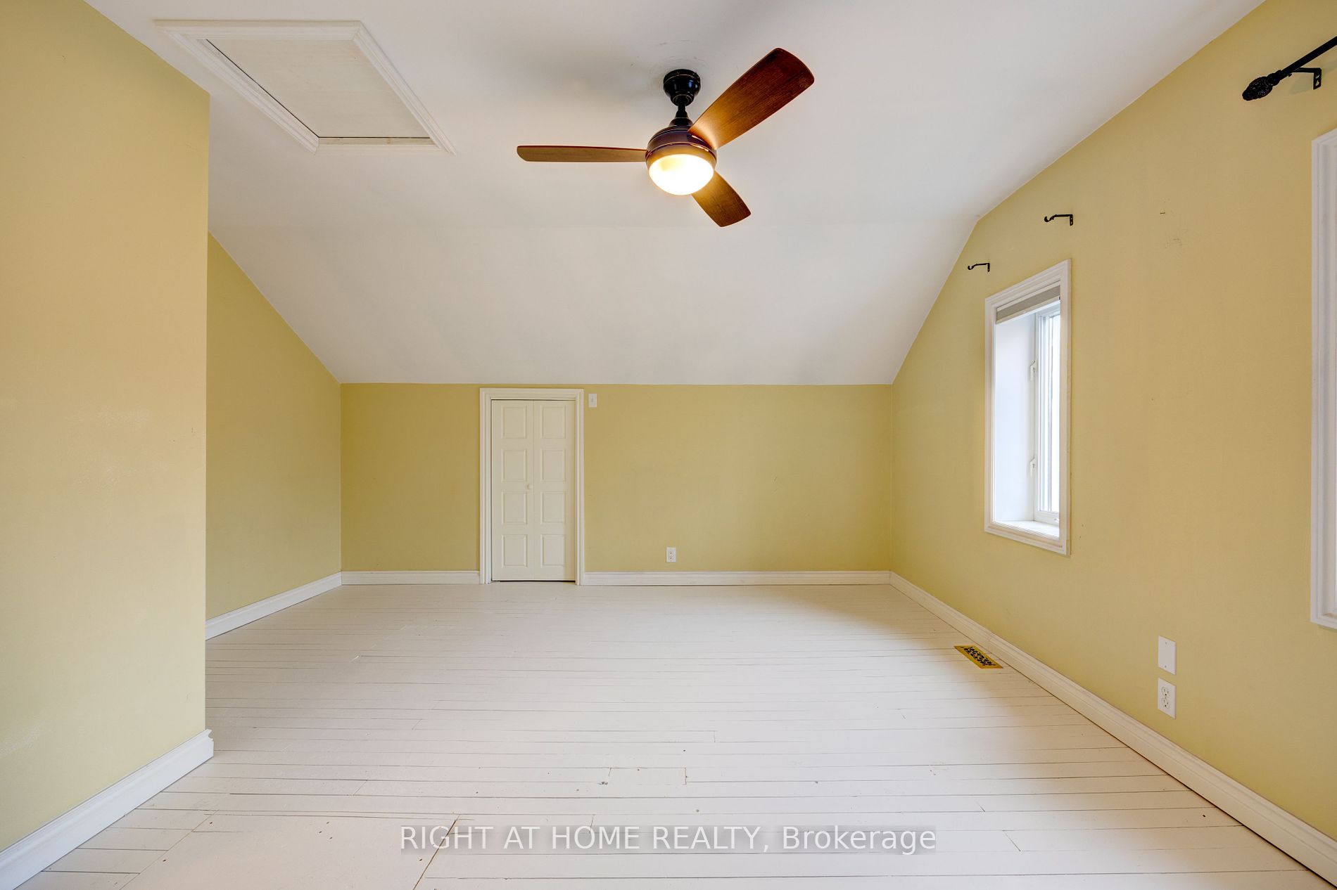 312 Andrew St