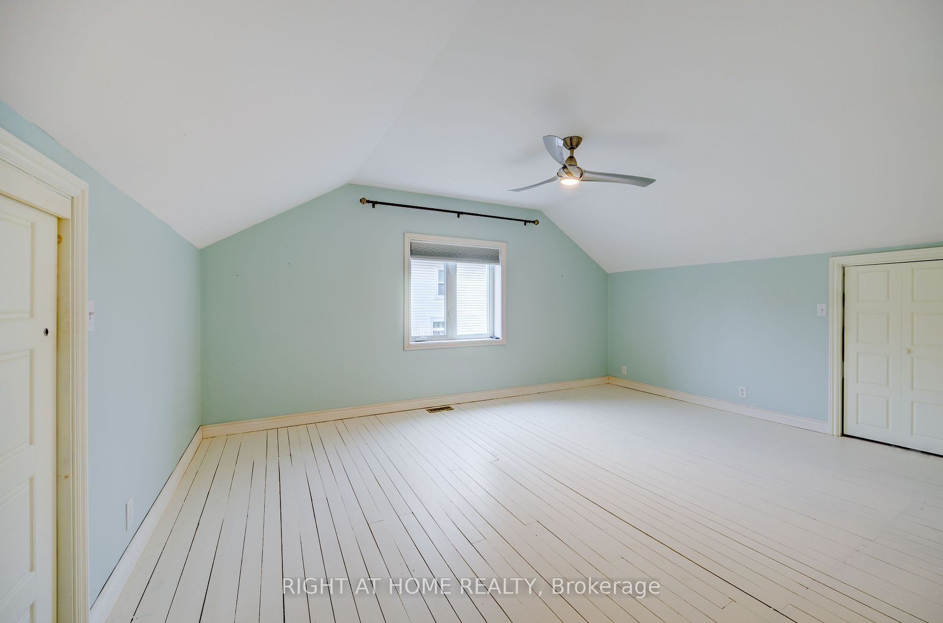 312 Andrew St
