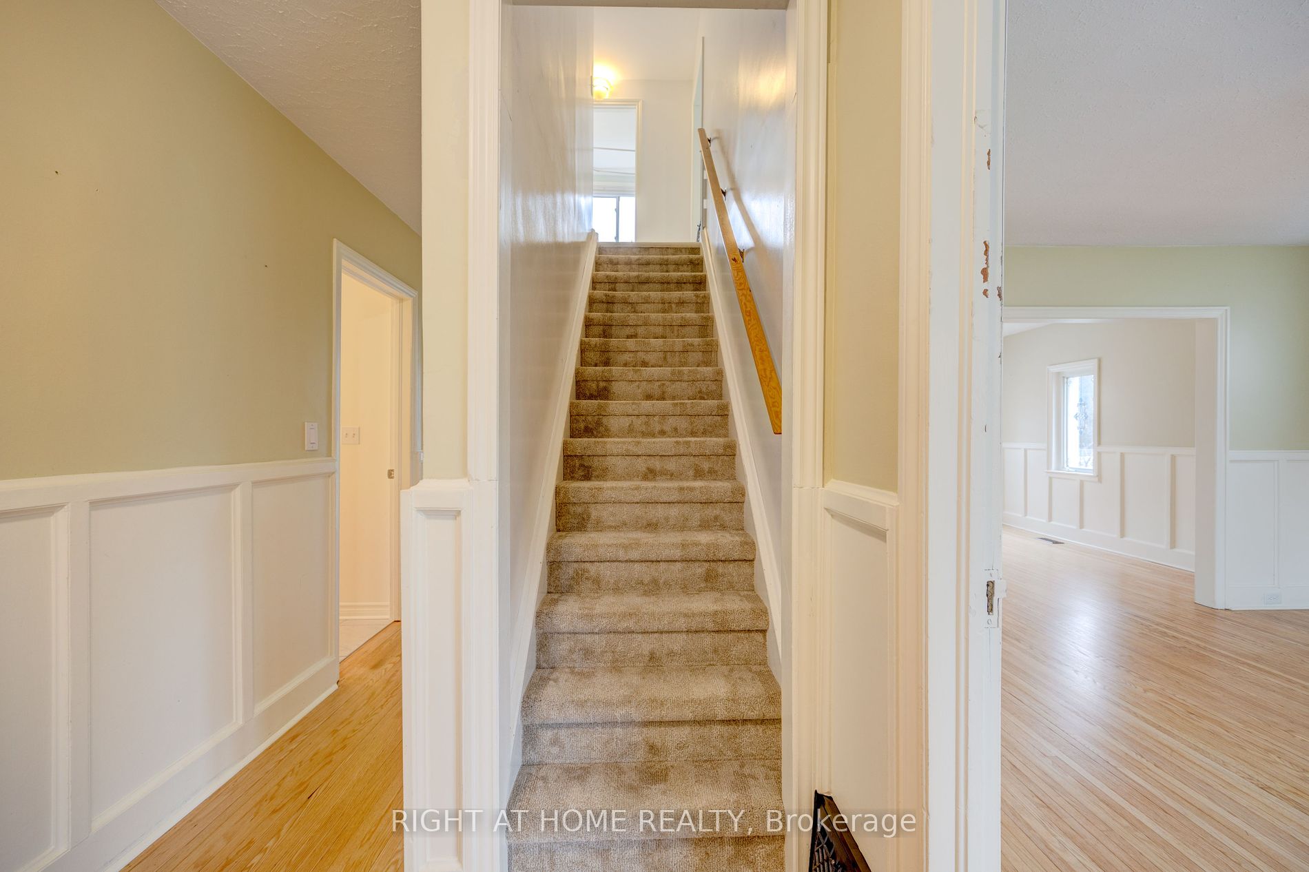 312 Andrew St