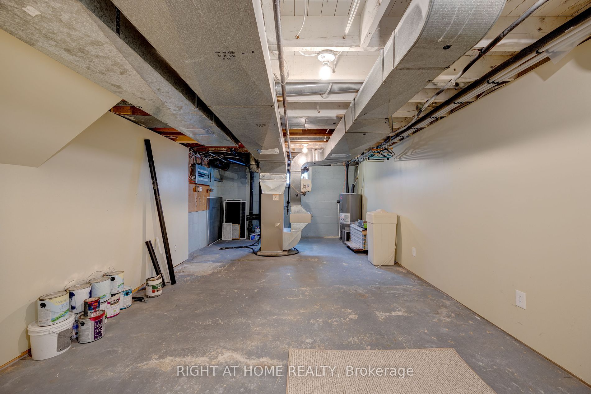 312 Andrew St