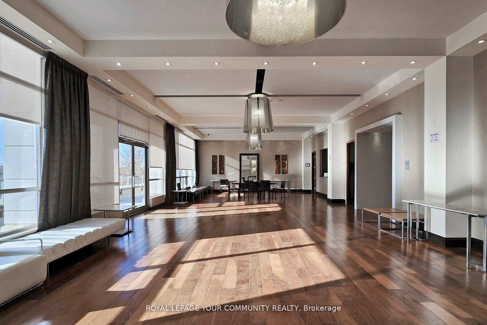 39 Galleria Pkwy, #Uph2