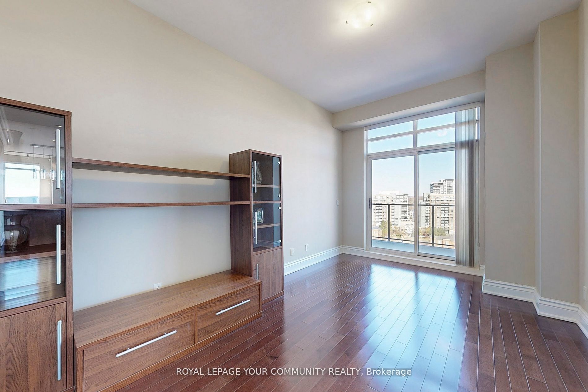 39 Galleria Pkwy, #Uph2
