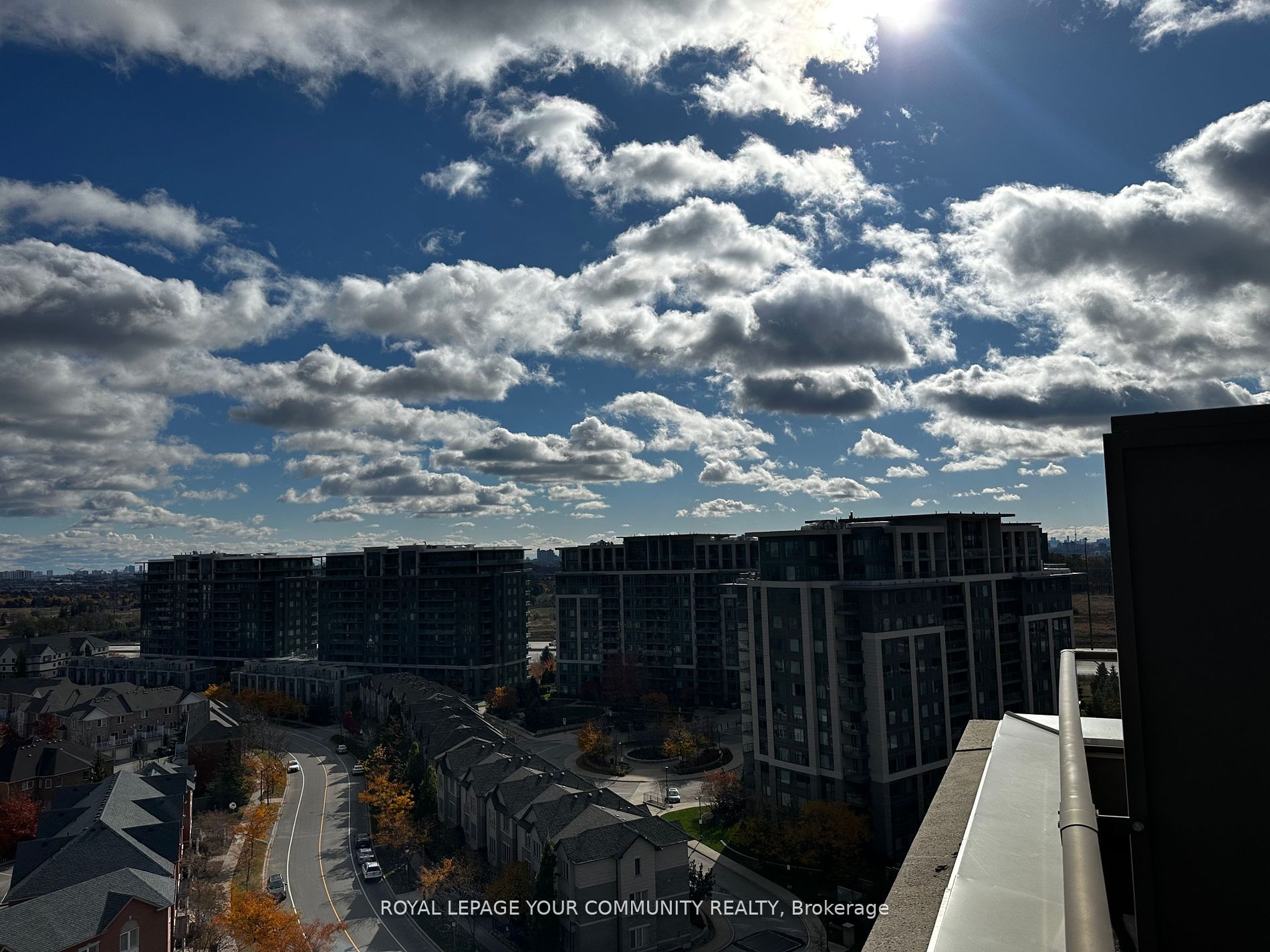 39 Galleria Pkwy, #Uph2