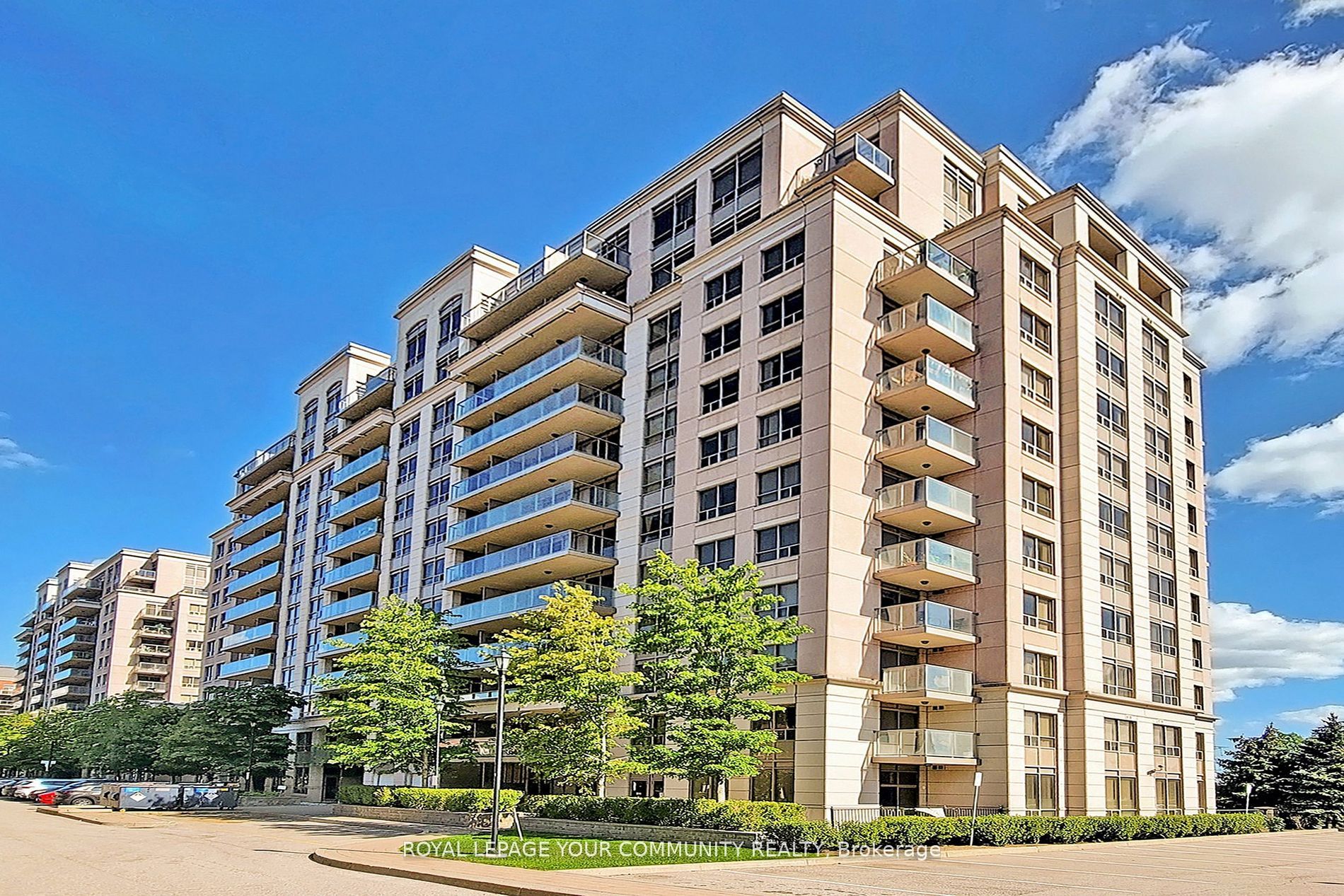 39 Galleria Pkwy, #Uph2
