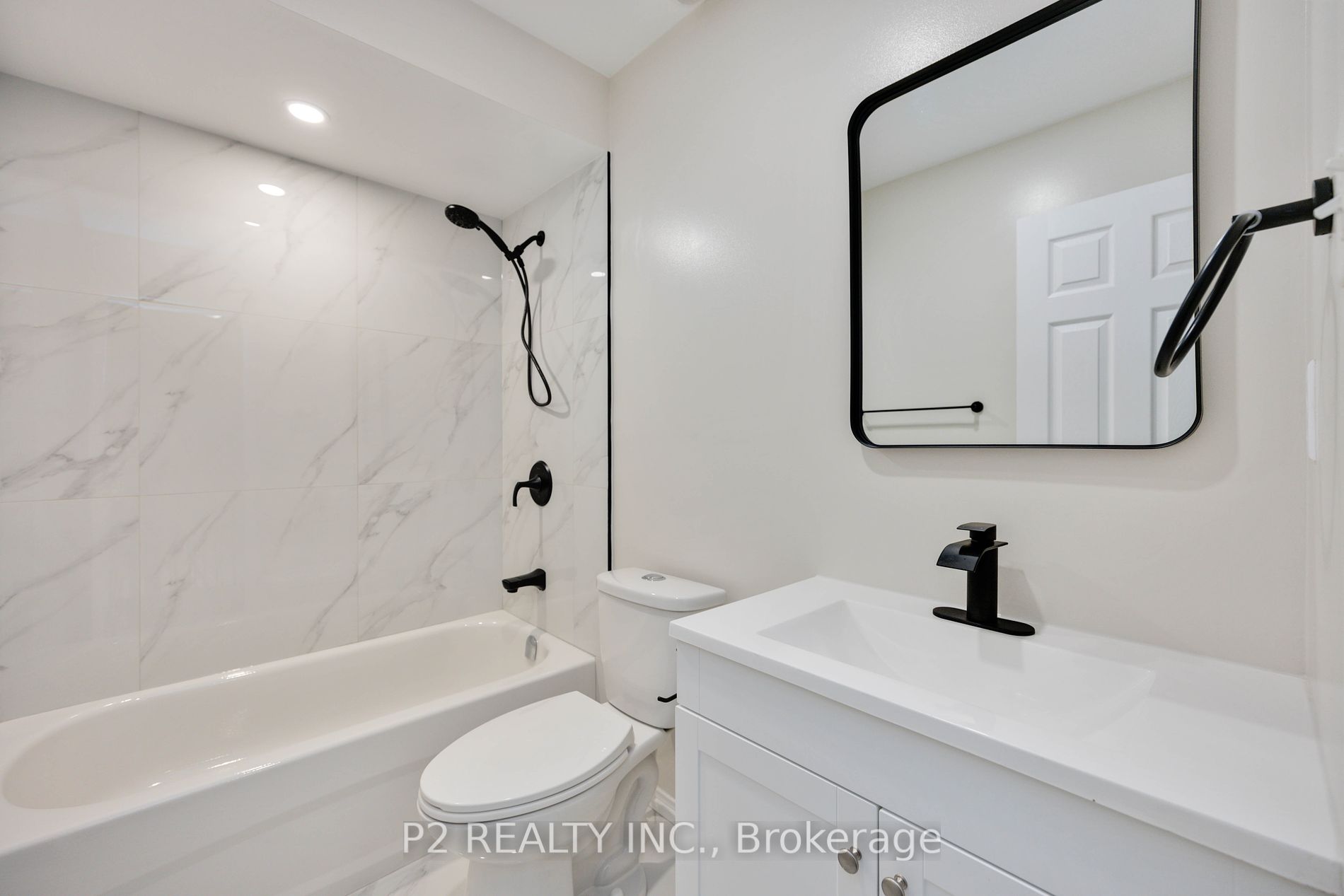 6 Prestwick Ave