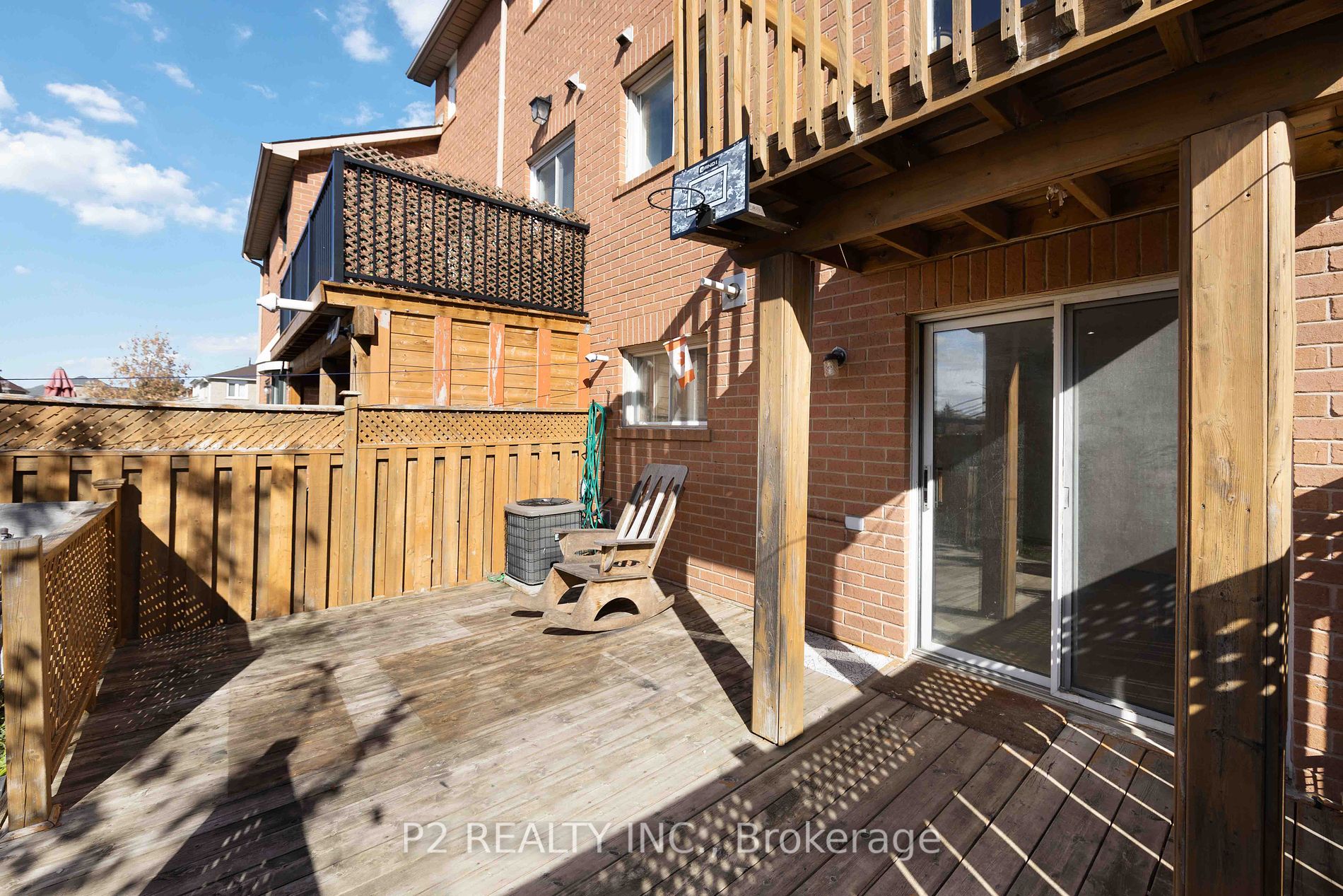 6 Prestwick Ave