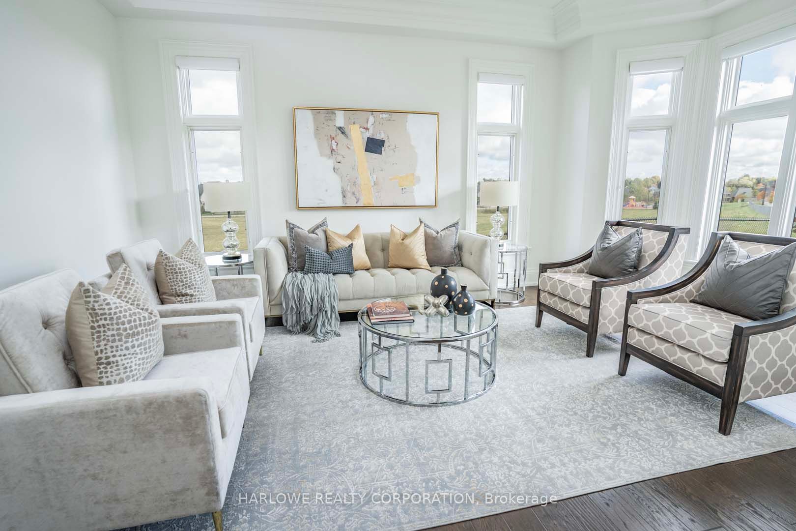 28 Langdon Dr