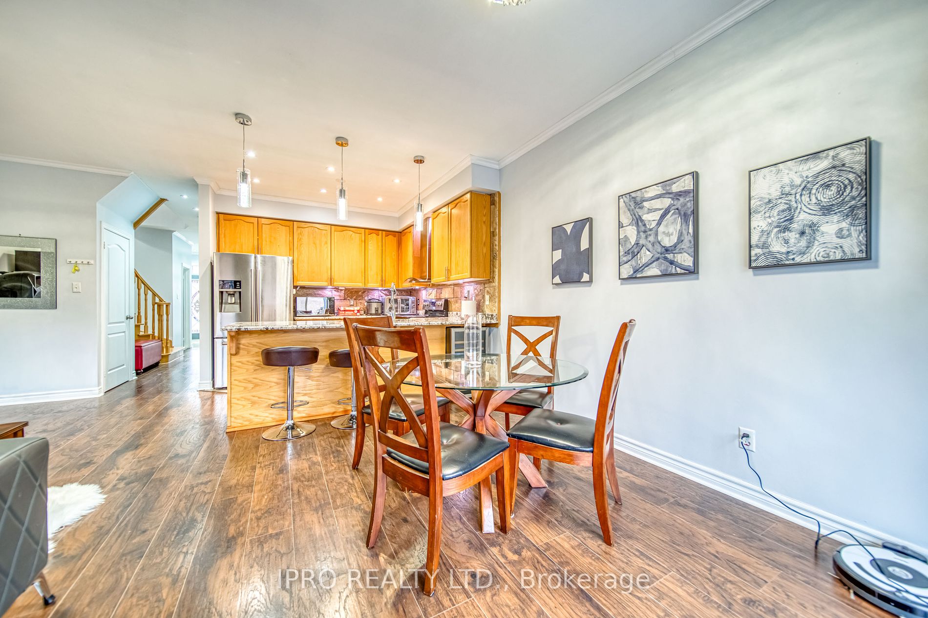 32 Arco Circle