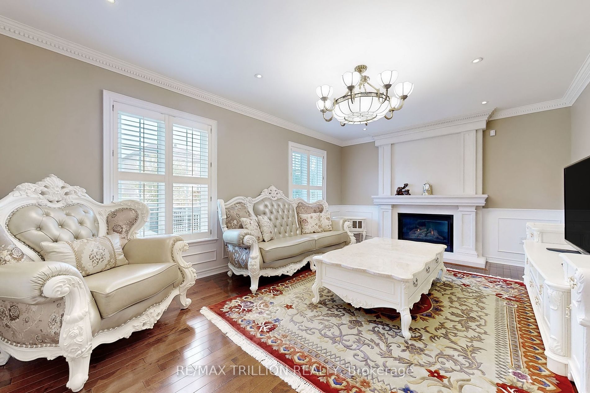 2 Avery Court