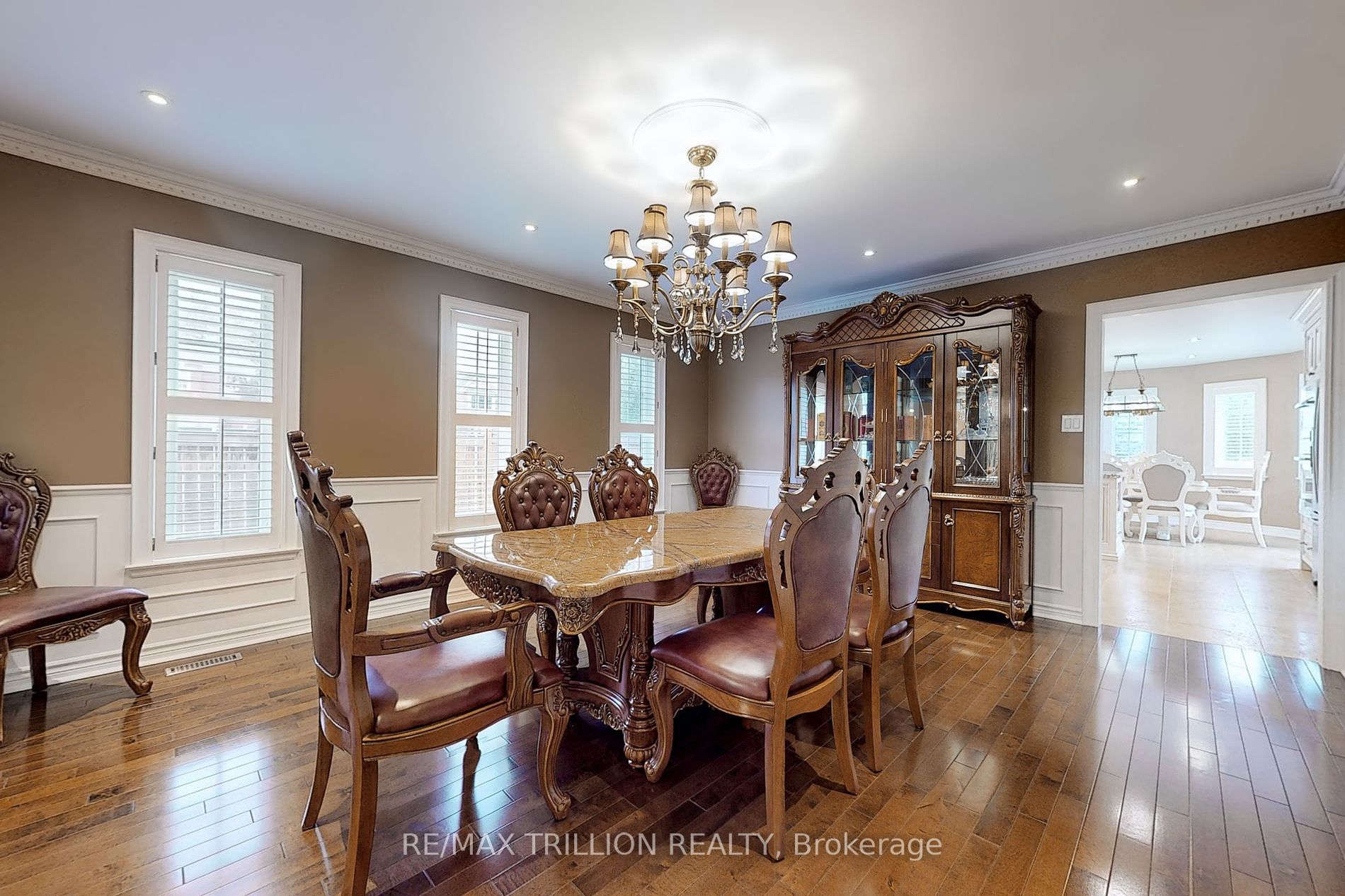 2 Avery Court