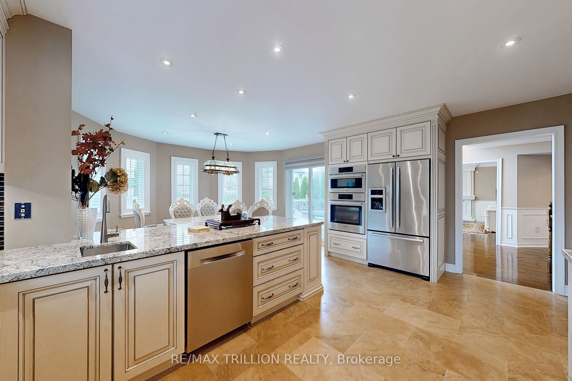 2 Avery Court