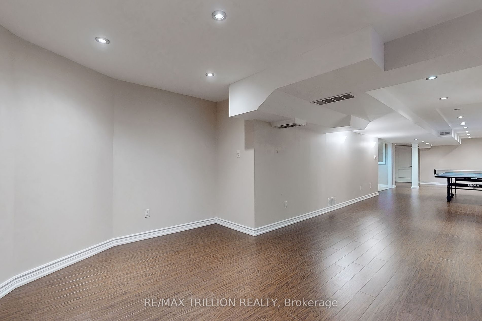 2 Avery Court