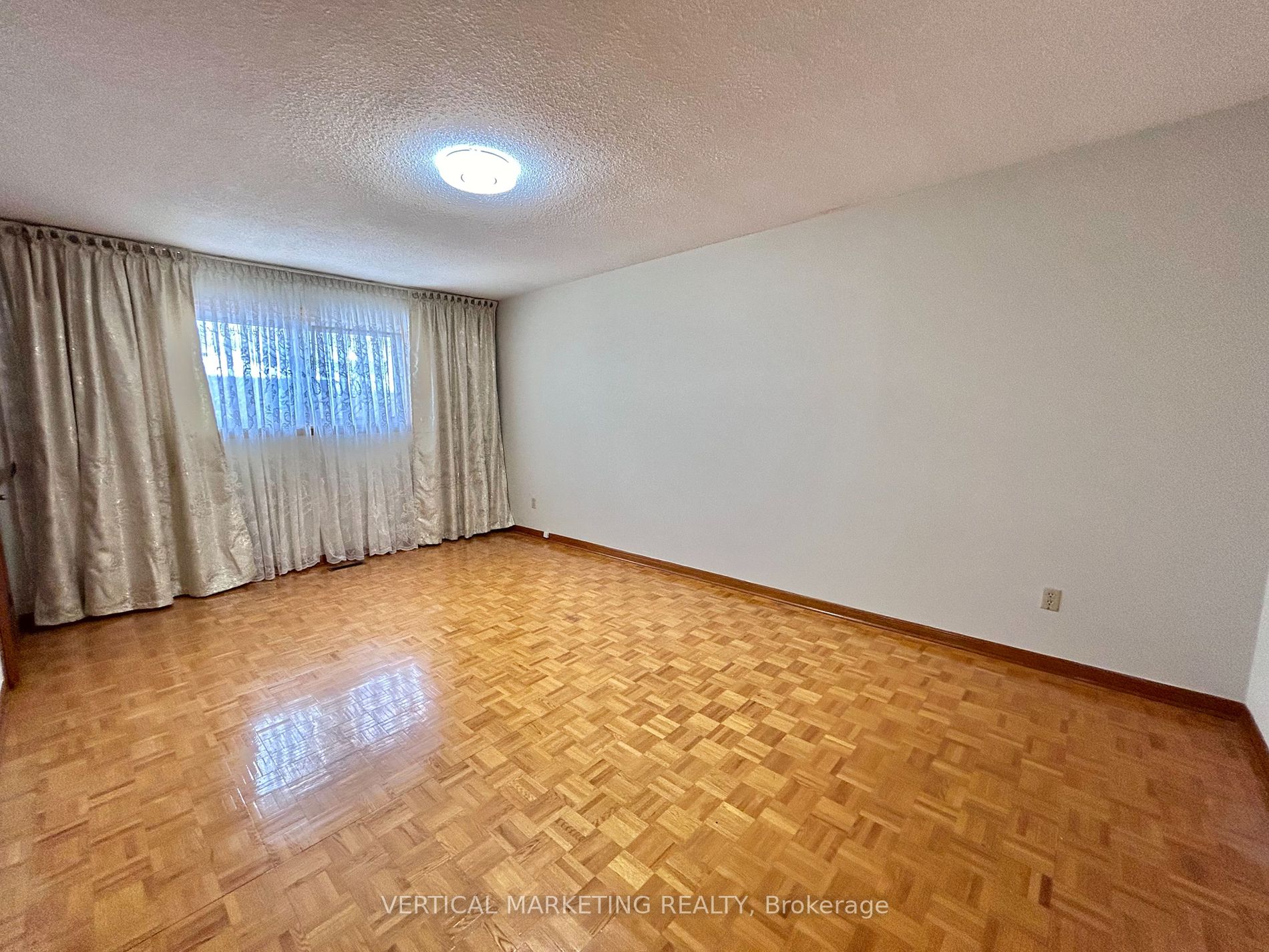 154 Timber Lane, #Upper