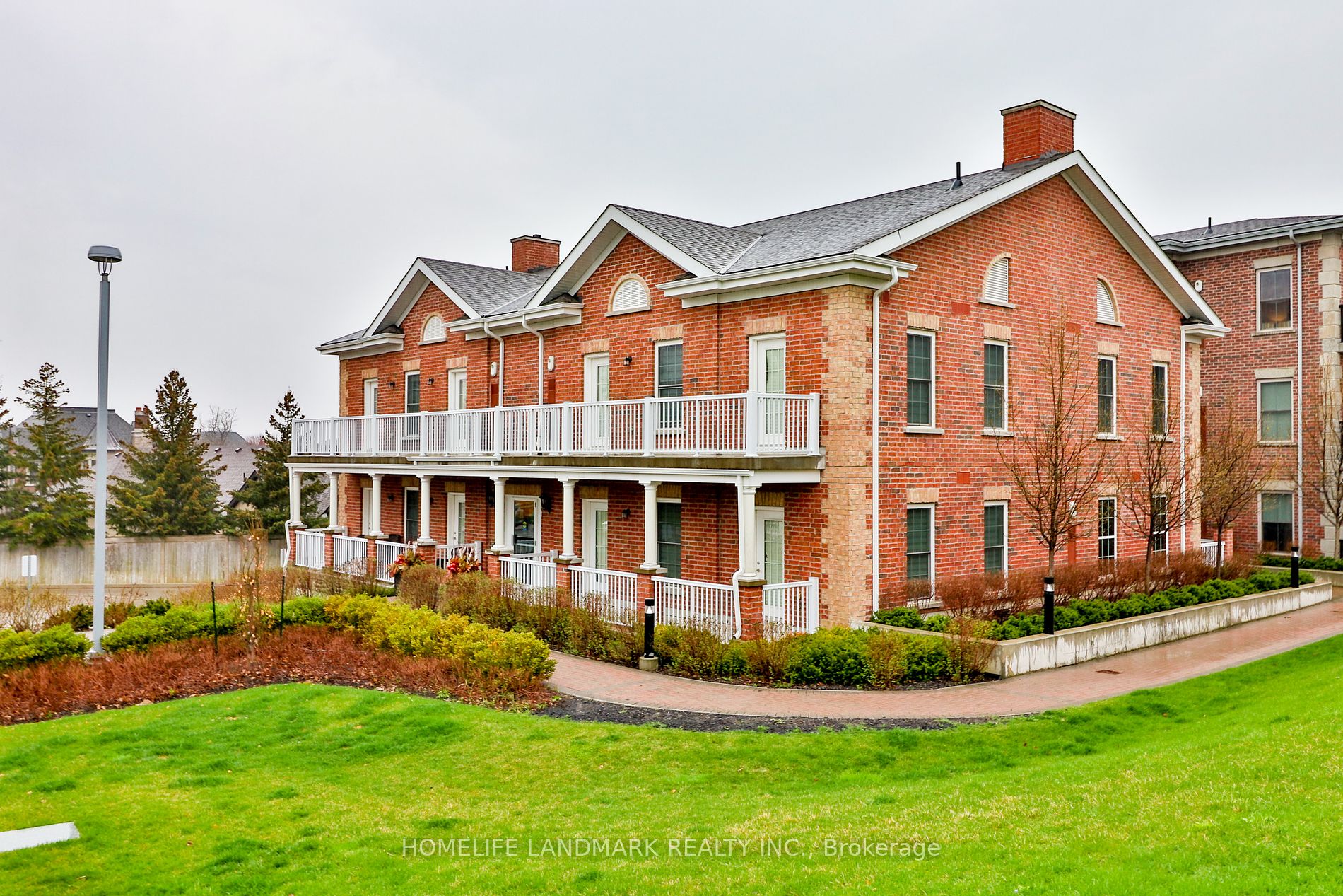 10360 Islington Ave, #211