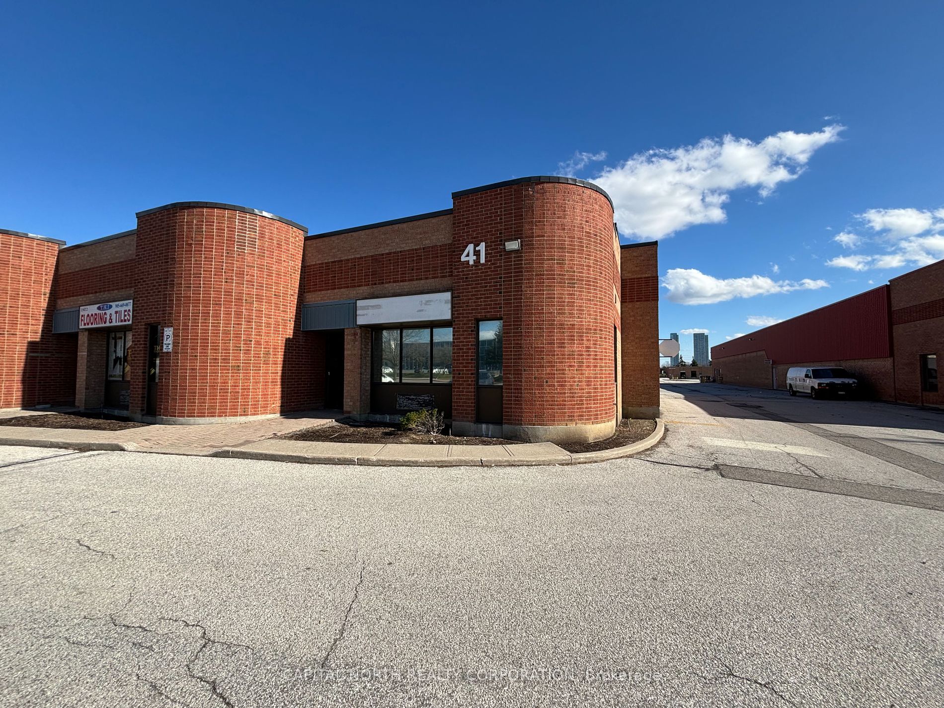 41 Courtland Ave, ##1