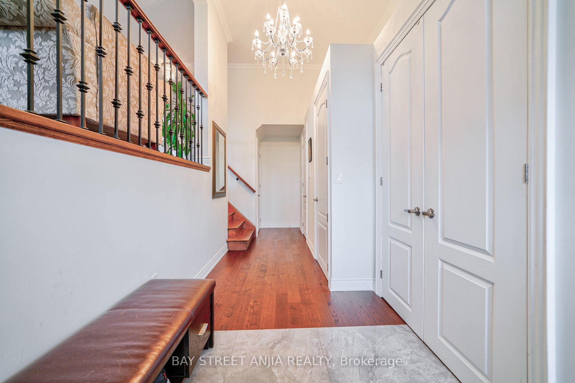 209 Ray Snow Boulevard