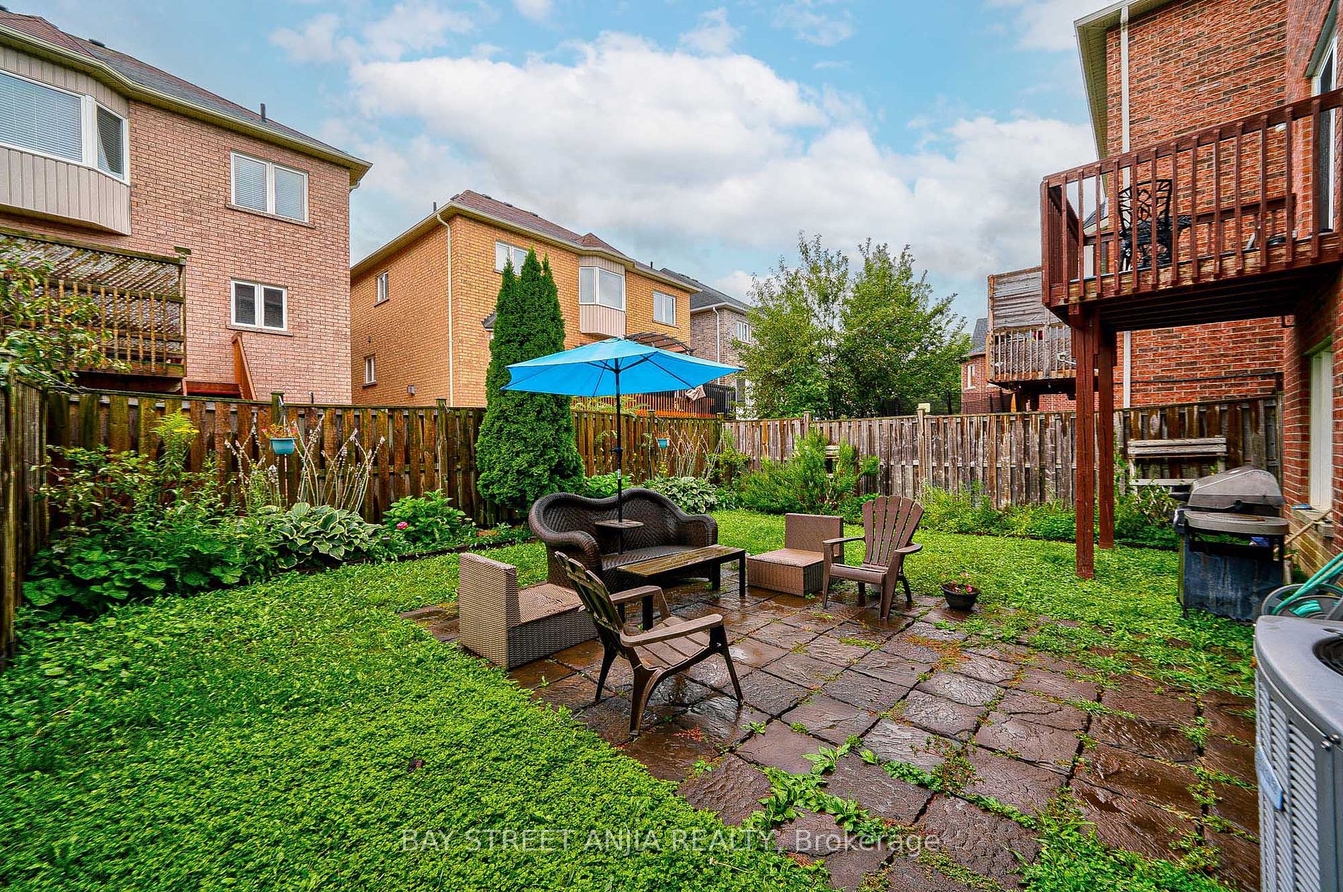 209 Ray Snow Boulevard