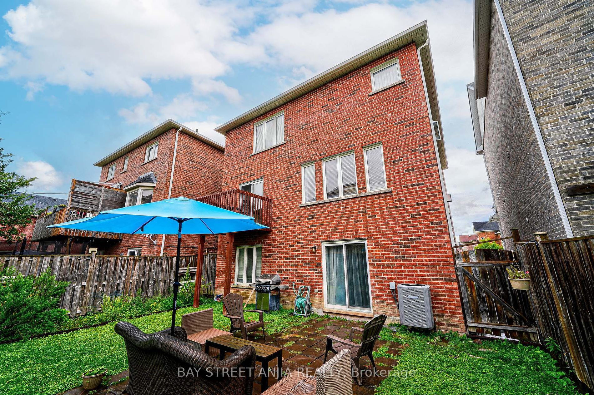 209 Ray Snow Boulevard