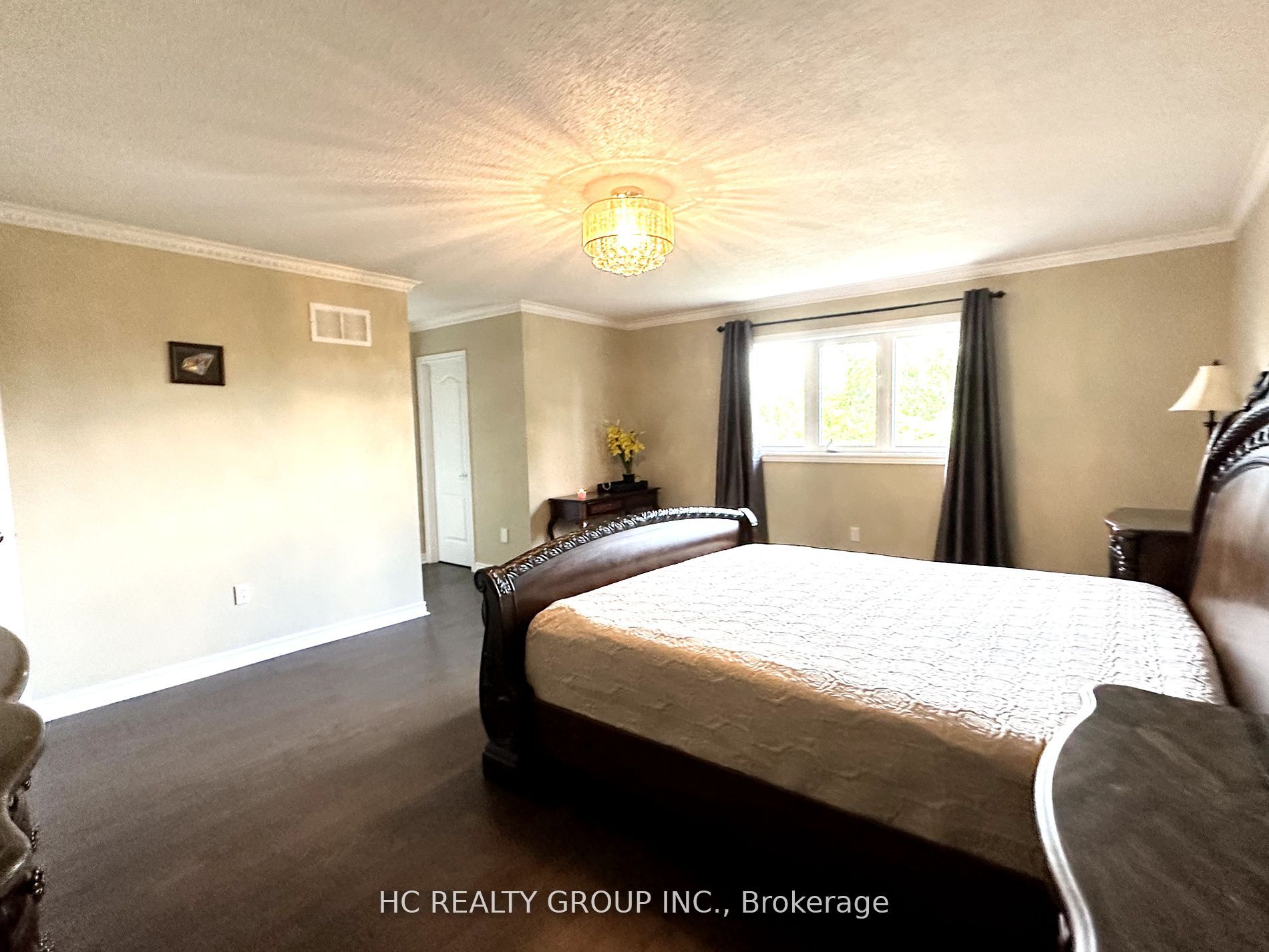 9 Rochester Hill St