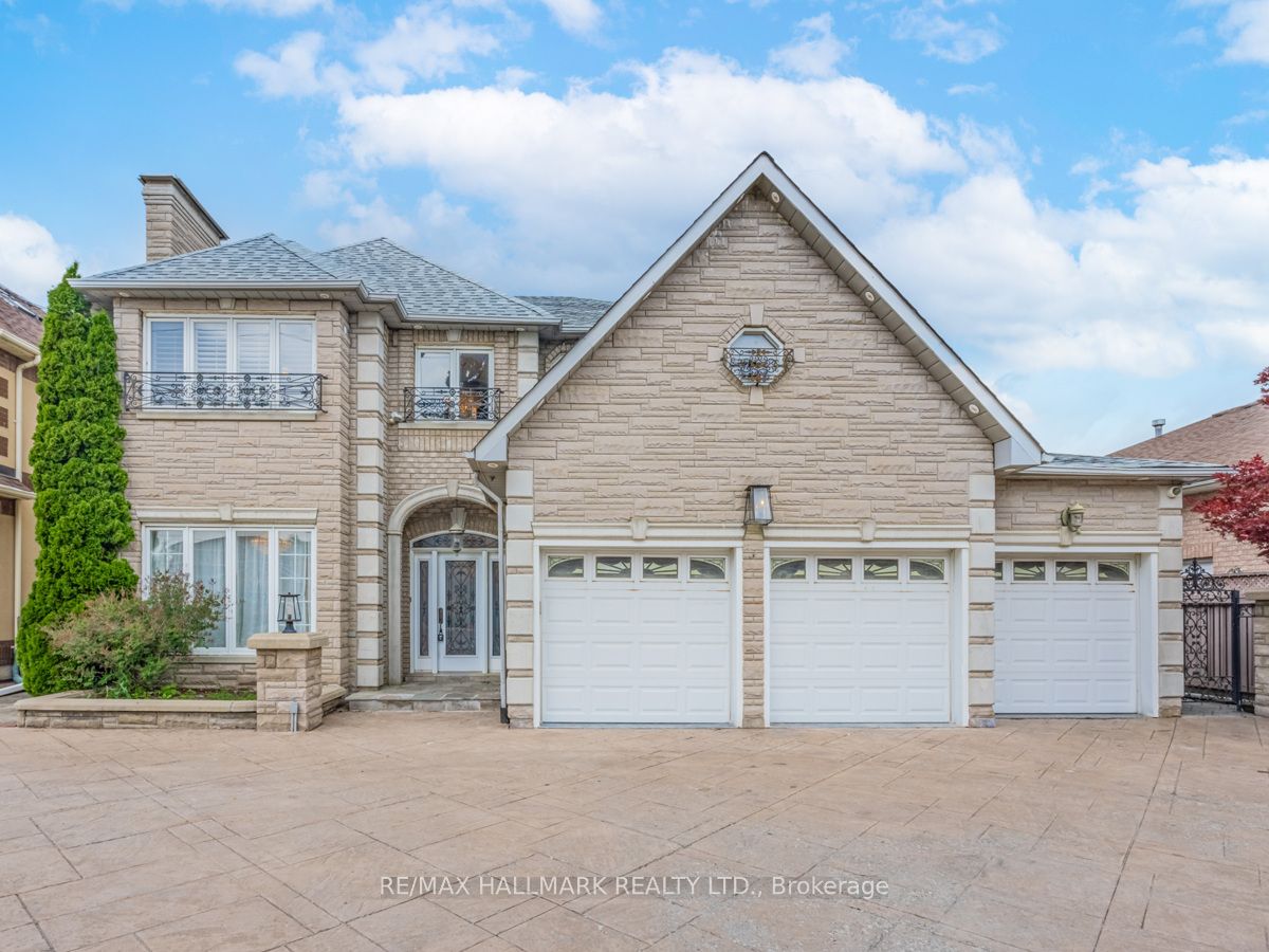 138 Elgin Mills Rd W