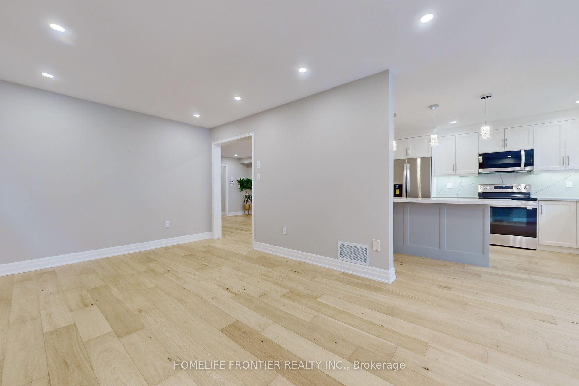 10 Delattaye Avenue
