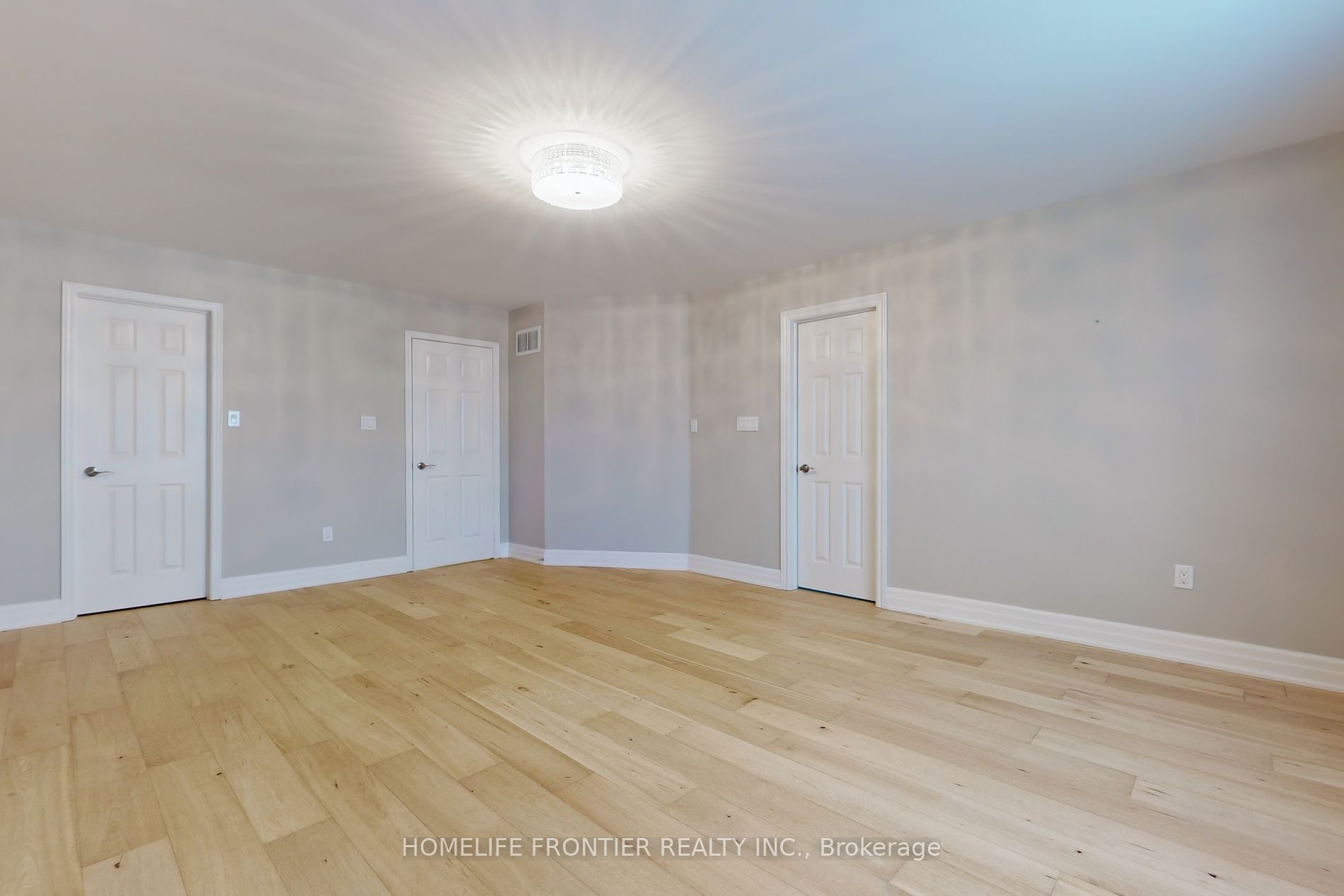 10 Delattaye Avenue