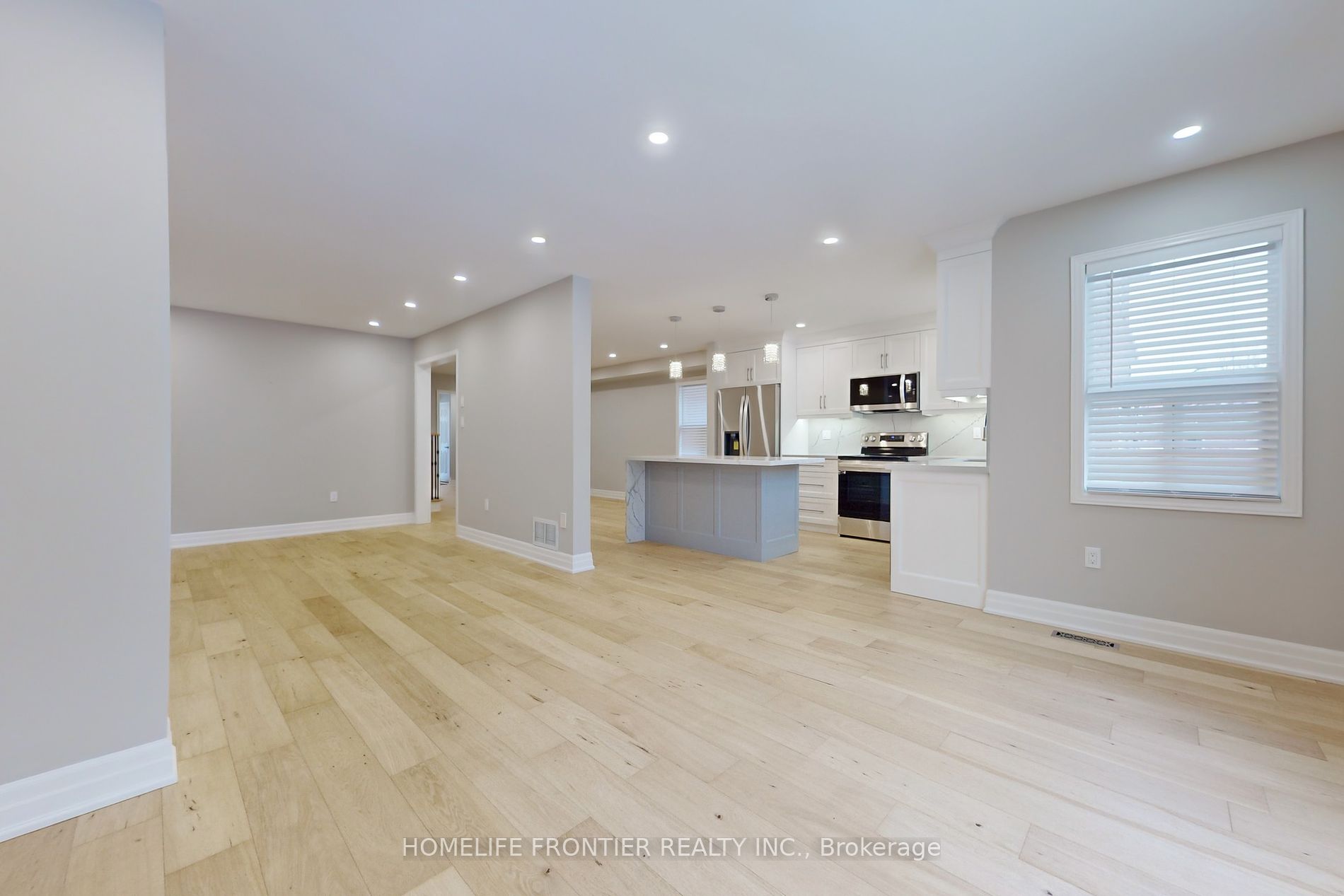 10 Delattaye Avenue