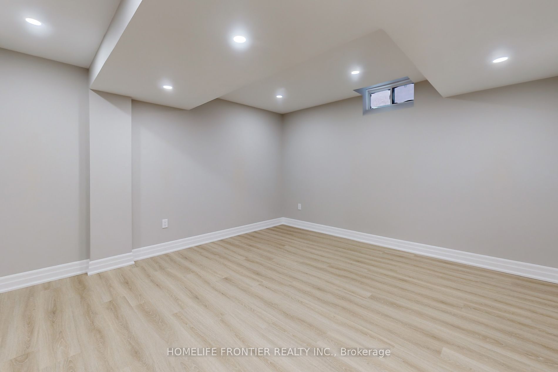 10 Delattaye Avenue