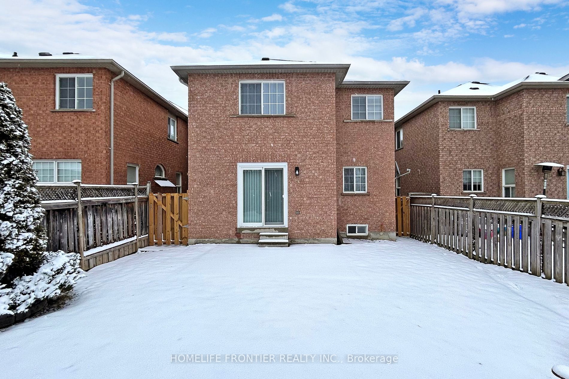 10 Delattaye Avenue