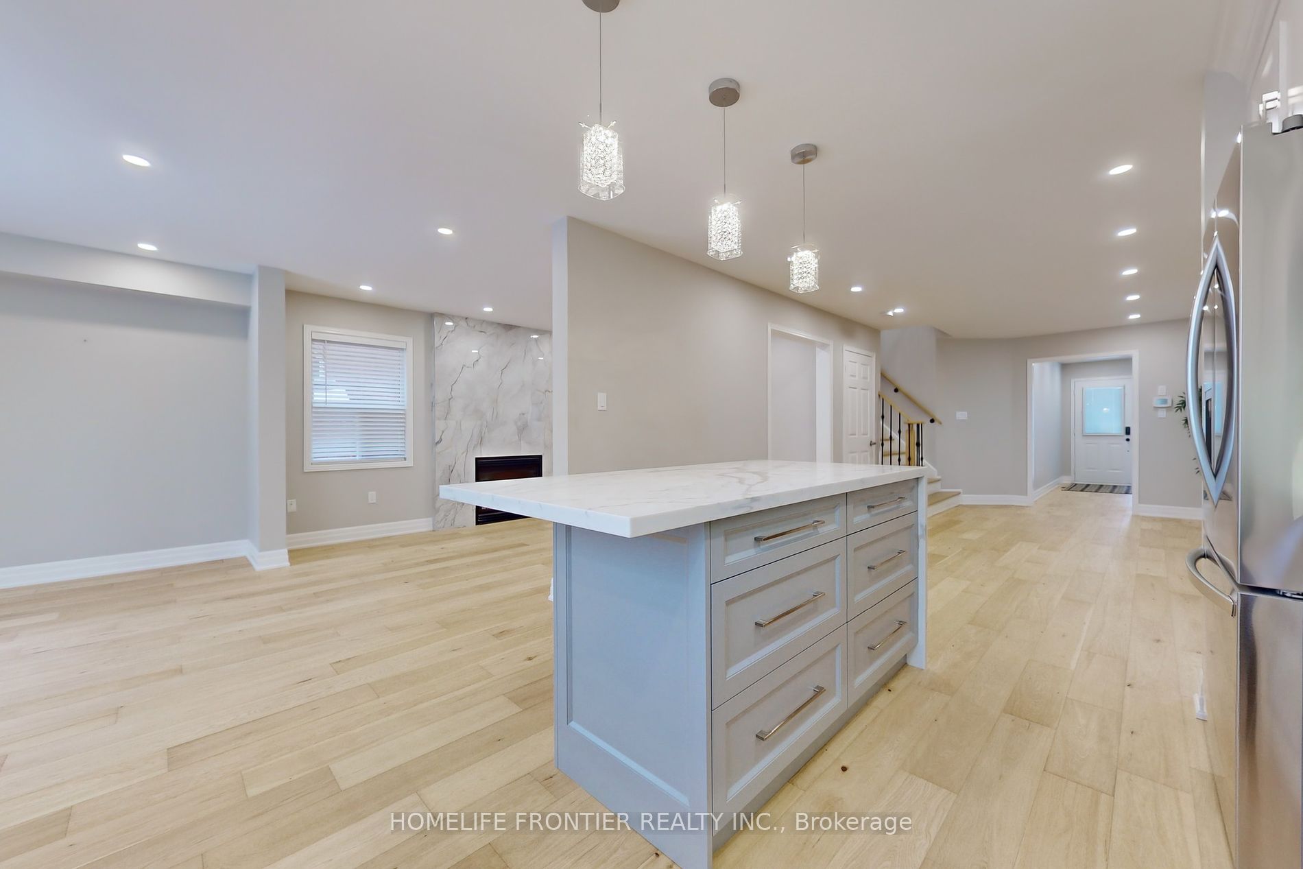 10 Delattaye Avenue