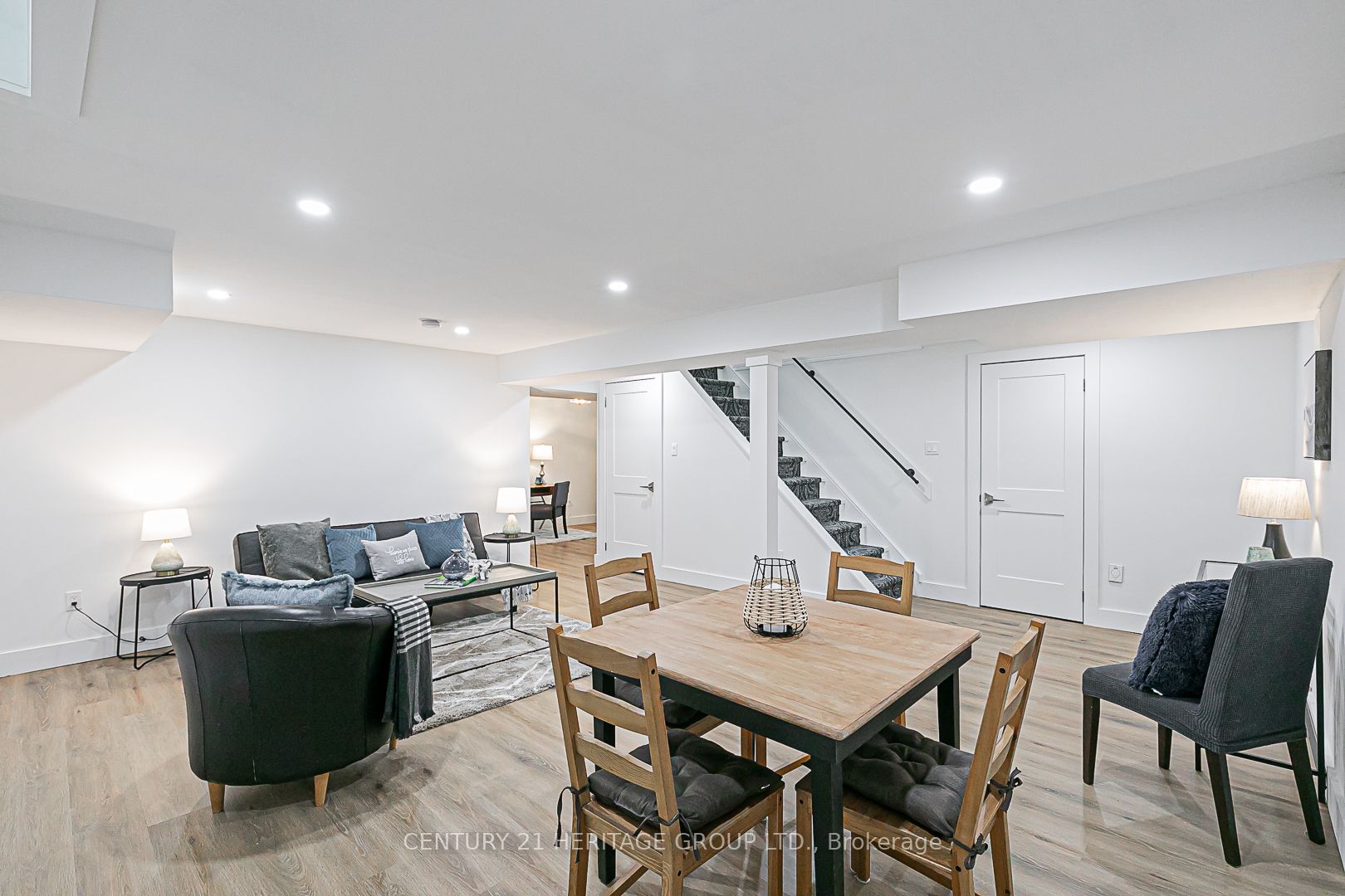 127 Crossland Gate