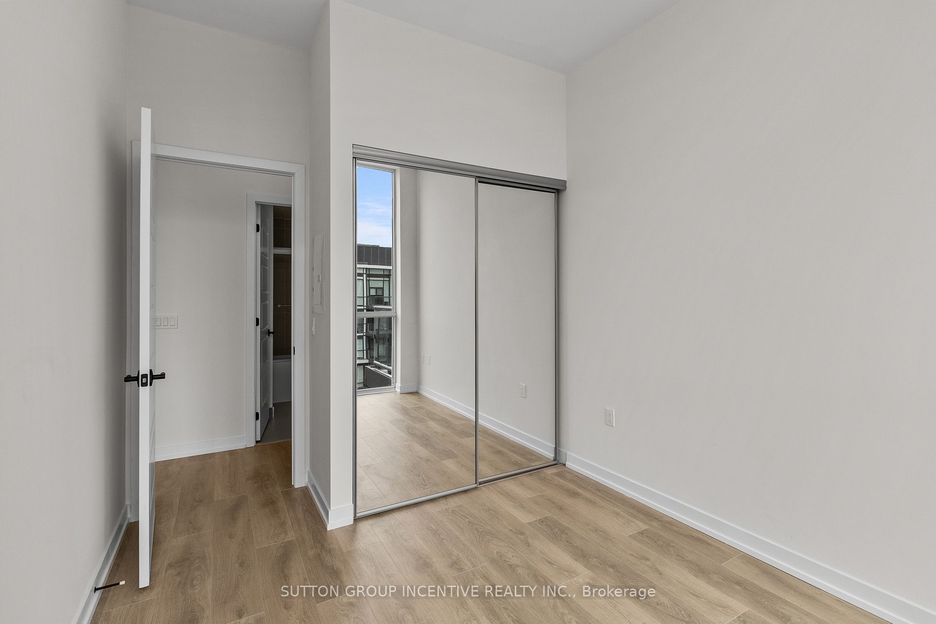 415 SEA RAY Avenue #431