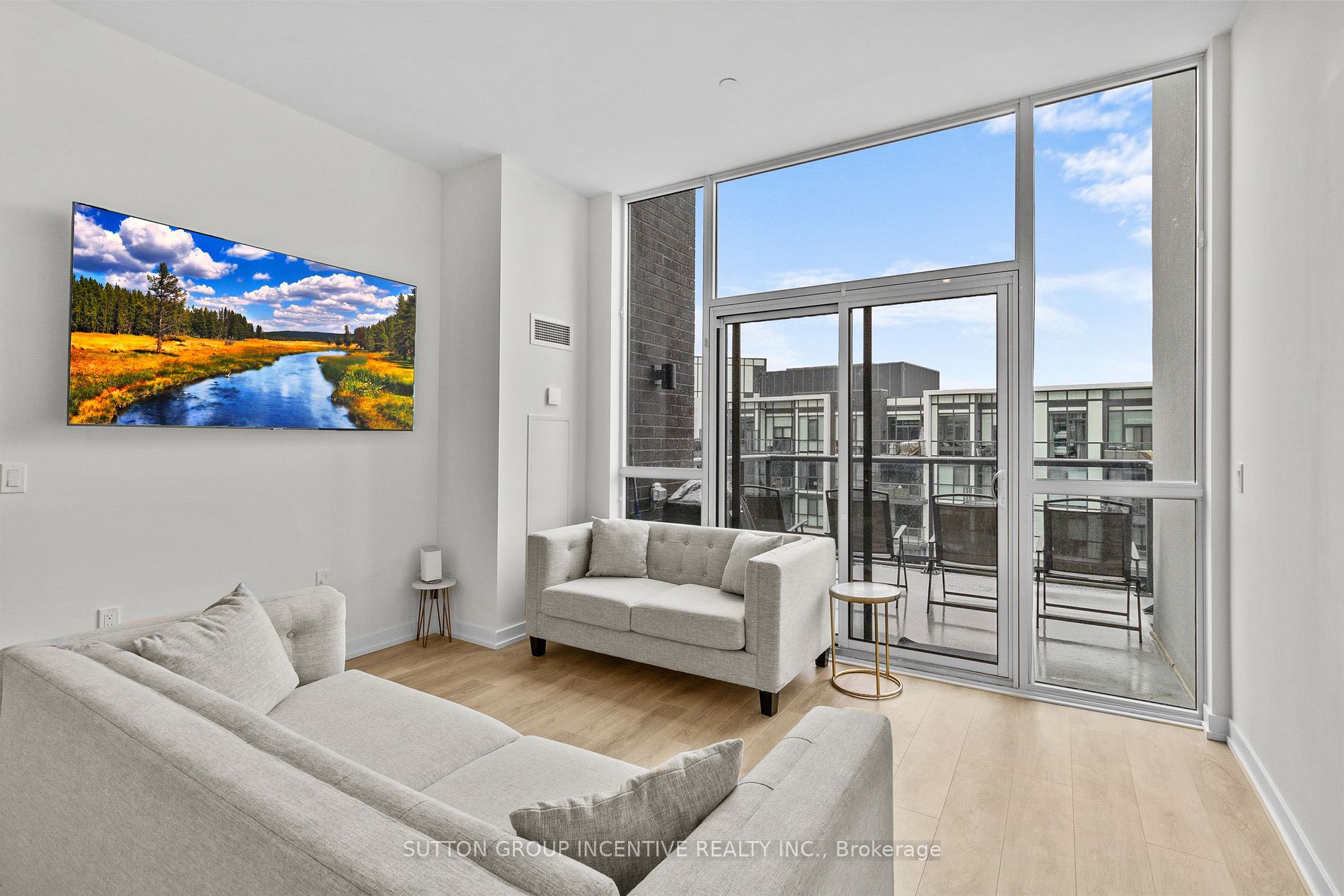 415 SEA RAY Avenue #431