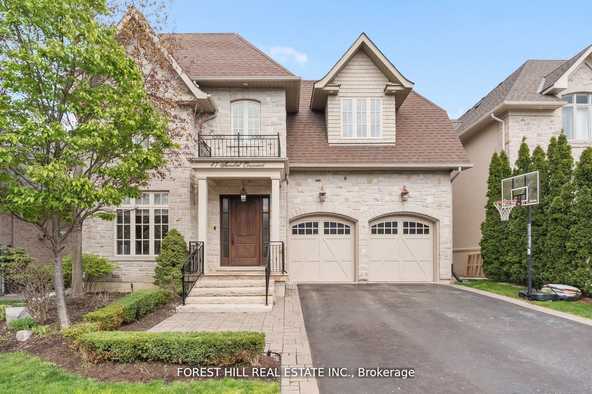 47 Sanibel Cres
