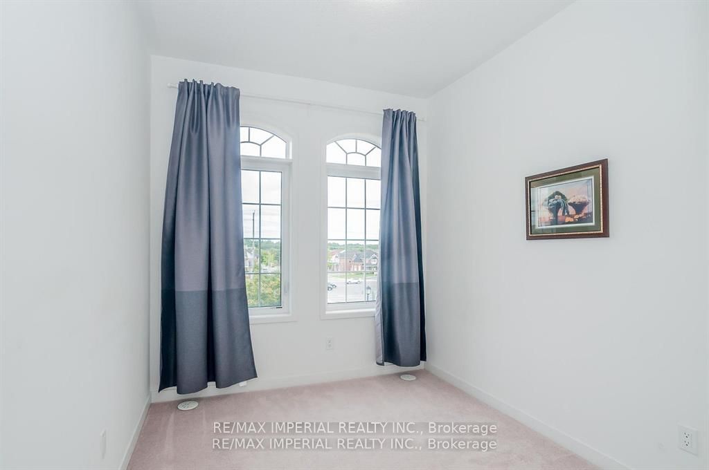 312 Clay Stones St