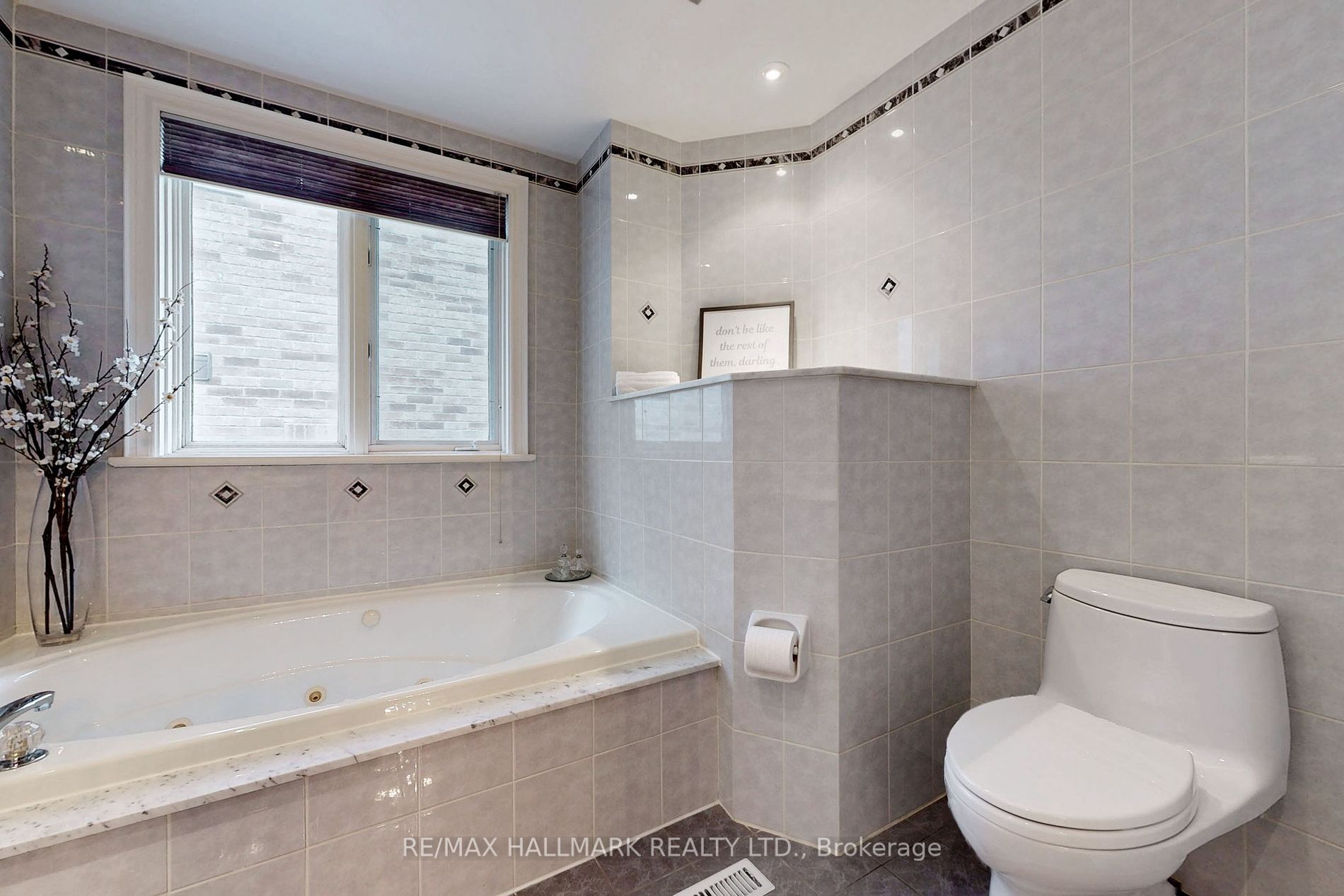 72A Oxford Street